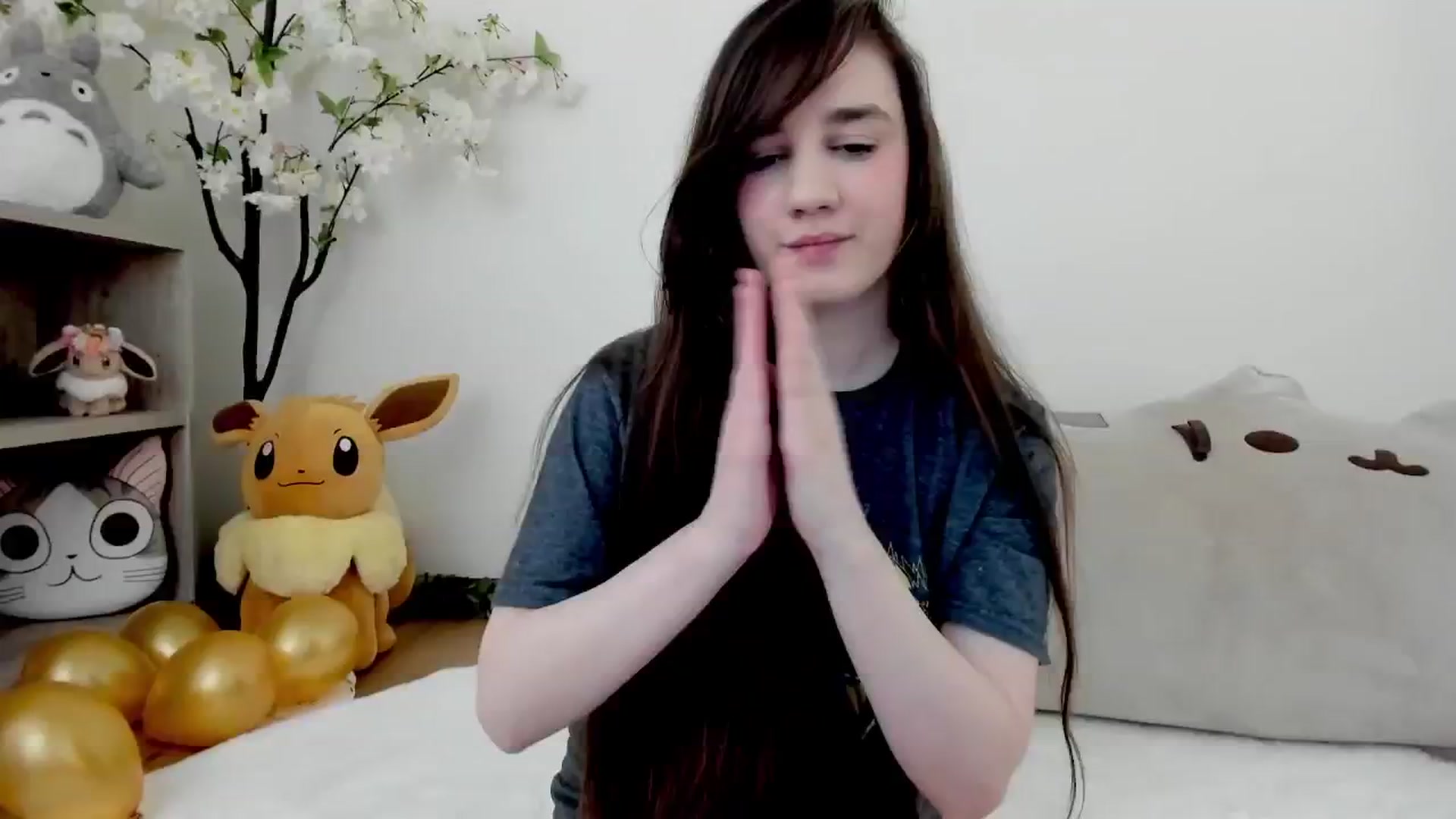 Gallery image thumbnail from Kitty's myfreecams stream on, 03/01/2024, 08:07 image 2 of 20