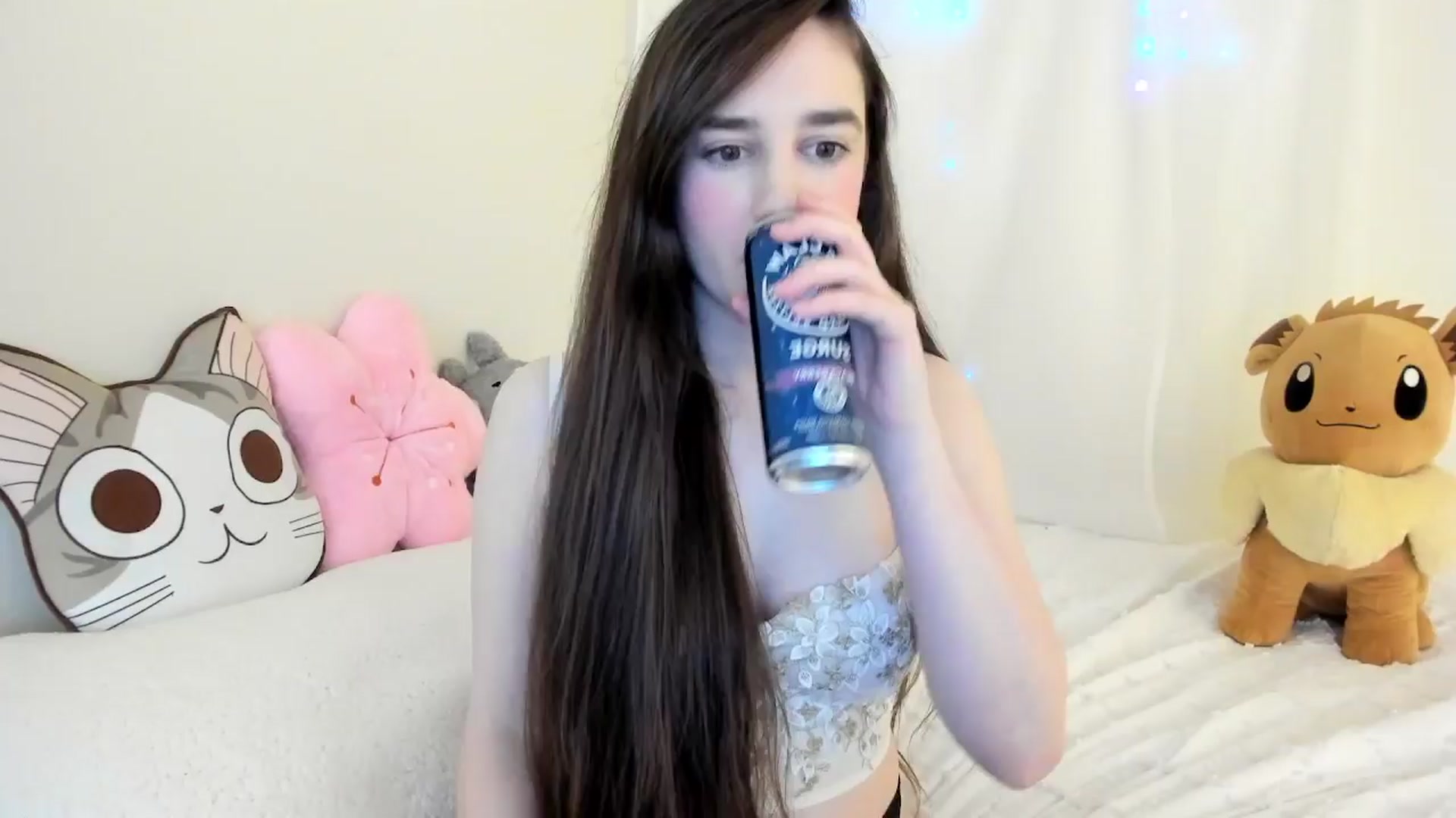 Gallery image thumbnail from Kitty's myfreecams stream on, 03/28/2024, 05:18 image 4 of 20