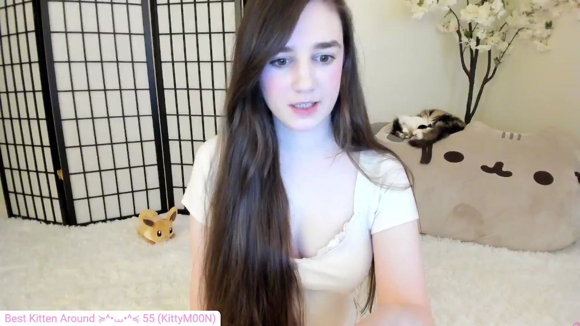 Gallery image thumbnail from Kitty's myfreecams stream on, 05/07/2024, 06:23 image 3 of 20