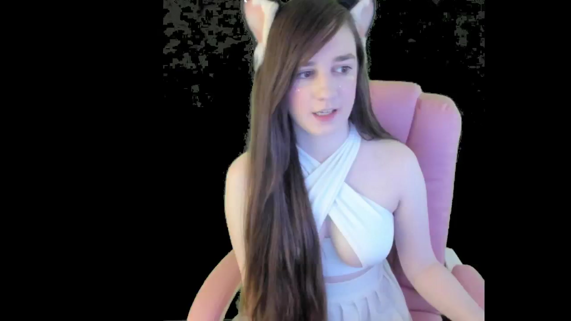 Gallery image thumbnail from Kitty's myfreecams stream on, 07/31/2024, 03:09 image 20 of 20