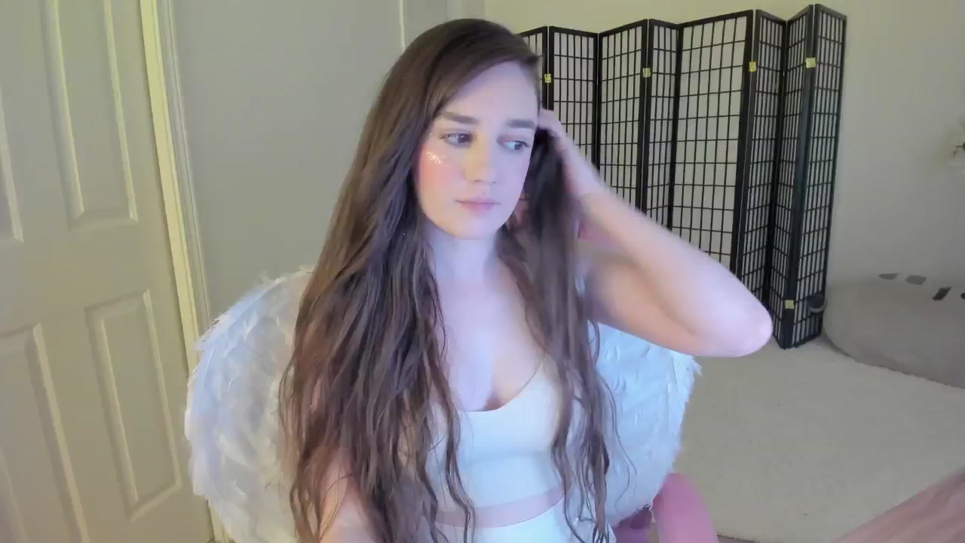 Gallery image thumbnail from Kitty's myfreecams stream on, 08/21/2024, 05:02 image 2 of 20