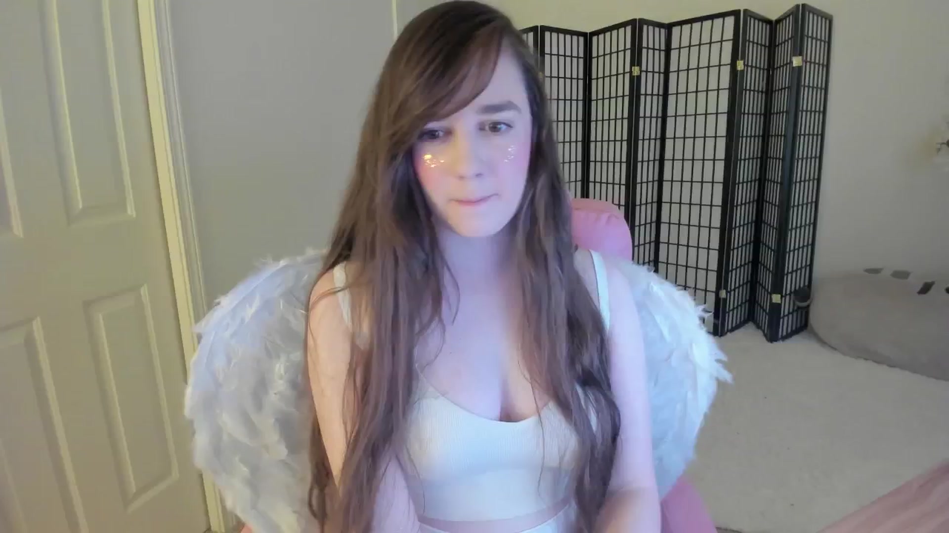 Gallery image thumbnail from Kitty's myfreecams stream on, 08/21/2024, 05:02 image 3 of 20