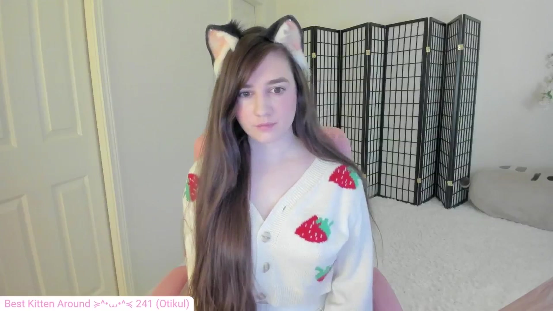 Gallery image thumbnail from Kitty's myfreecams stream on, 08/22/2024, 03:59 image 8 of 20