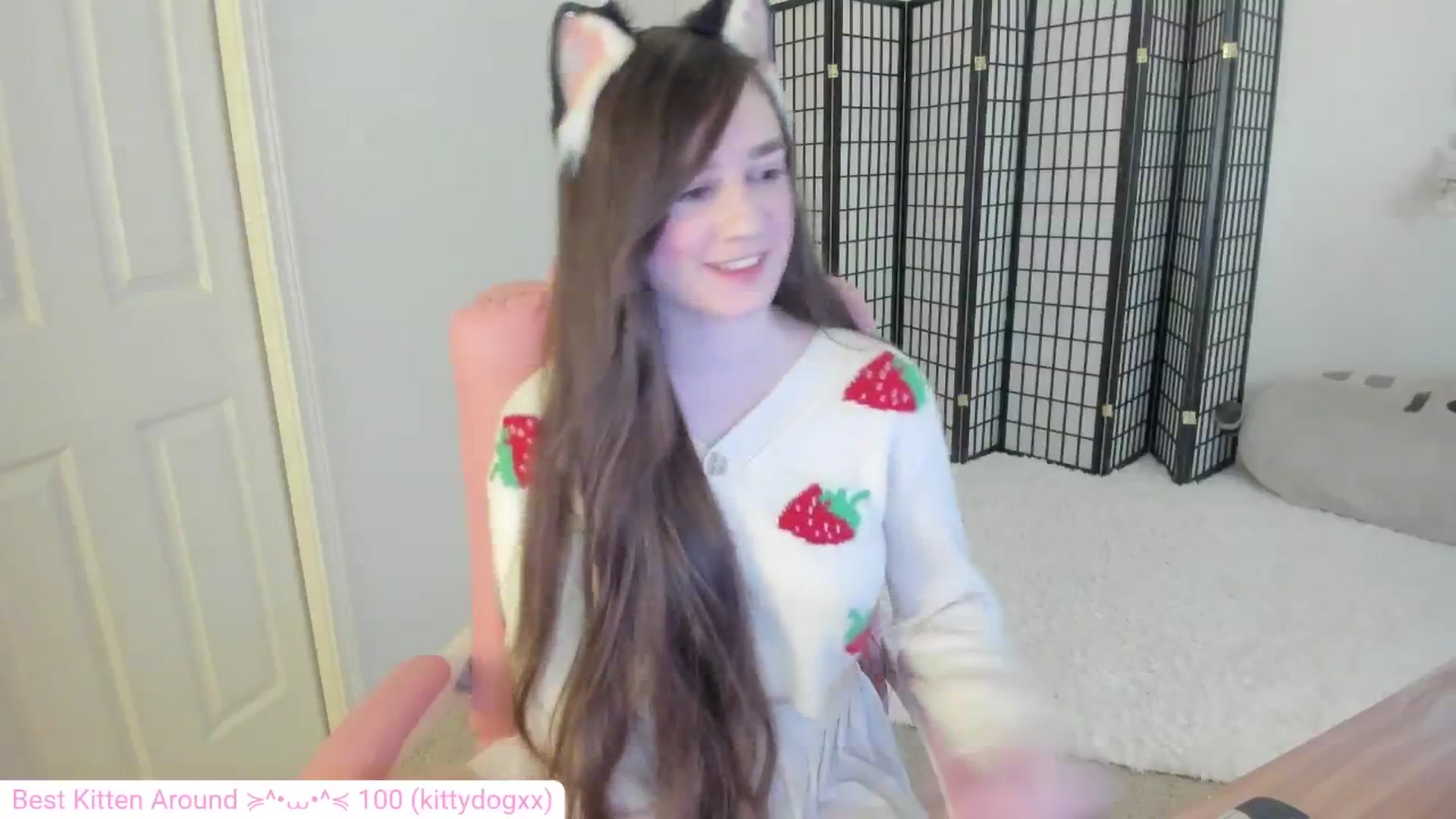 Gallery image thumbnail from Kitty's myfreecams stream on, 08/22/2024, 03:59 image 2 of 20