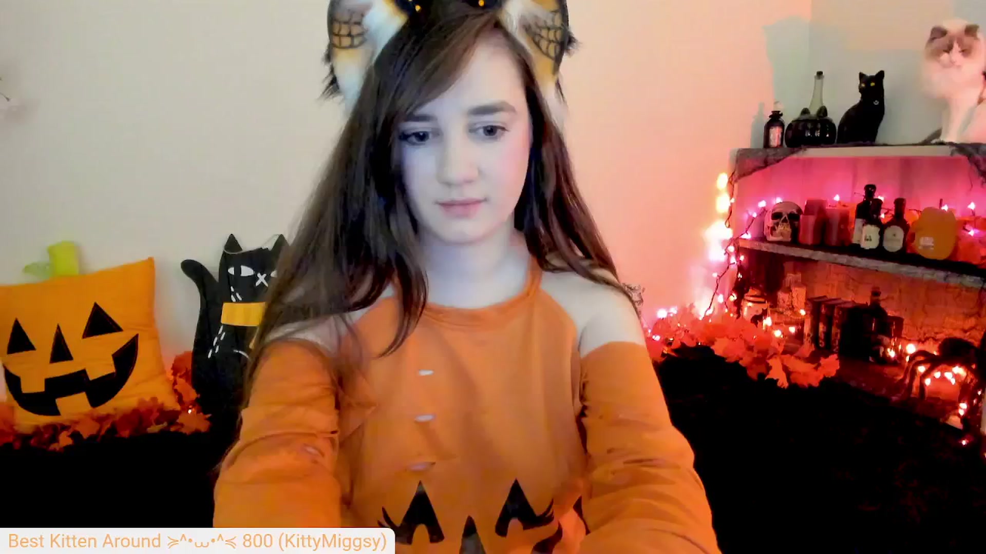 Gallery image thumbnail from Kitty's myfreecams stream on, 10/01/2024, 08:15 image 16 of 20