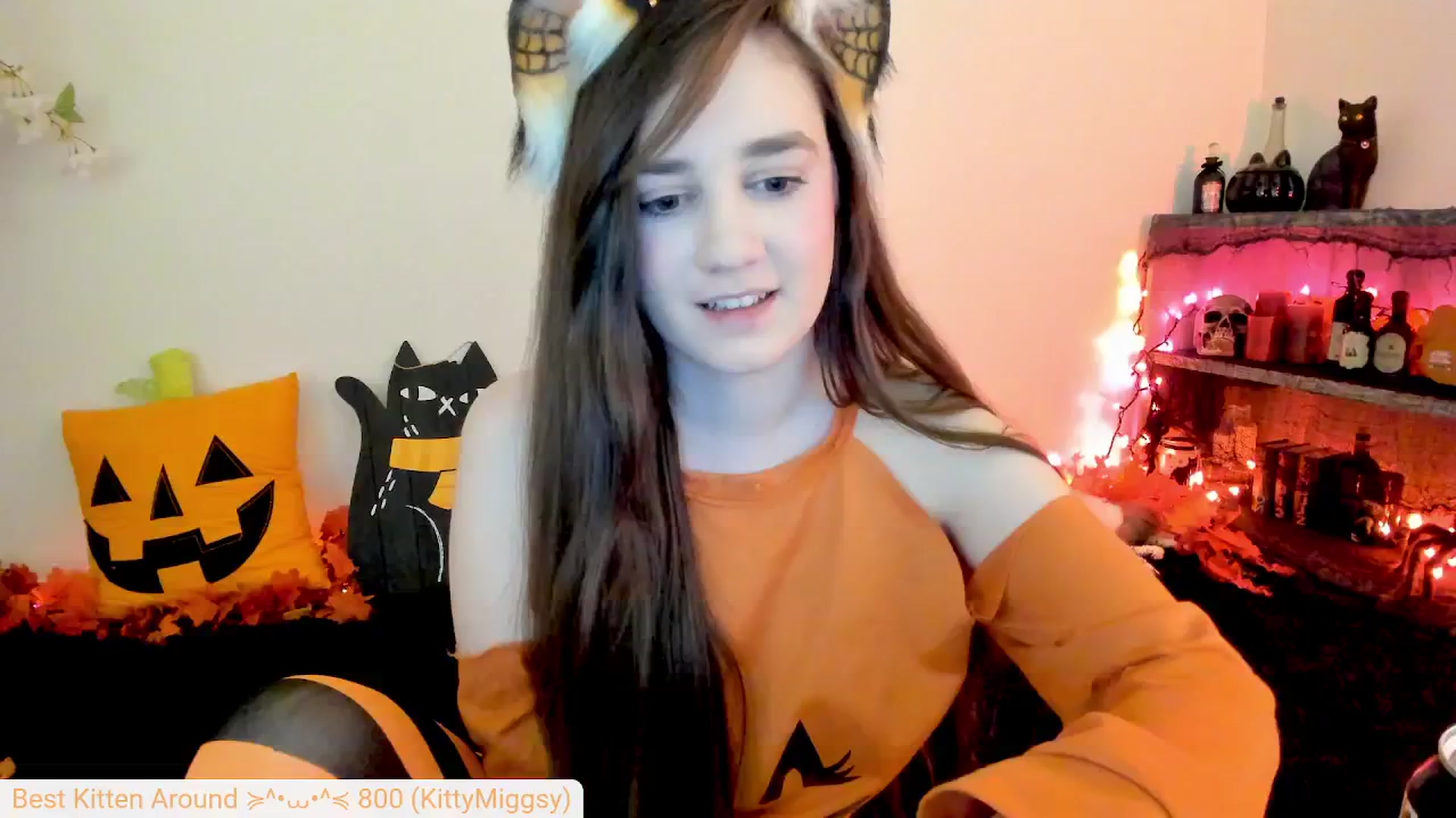 Gallery image thumbnail from Kitty's myfreecams stream on, 10/01/2024, 08:15 image 7 of 20