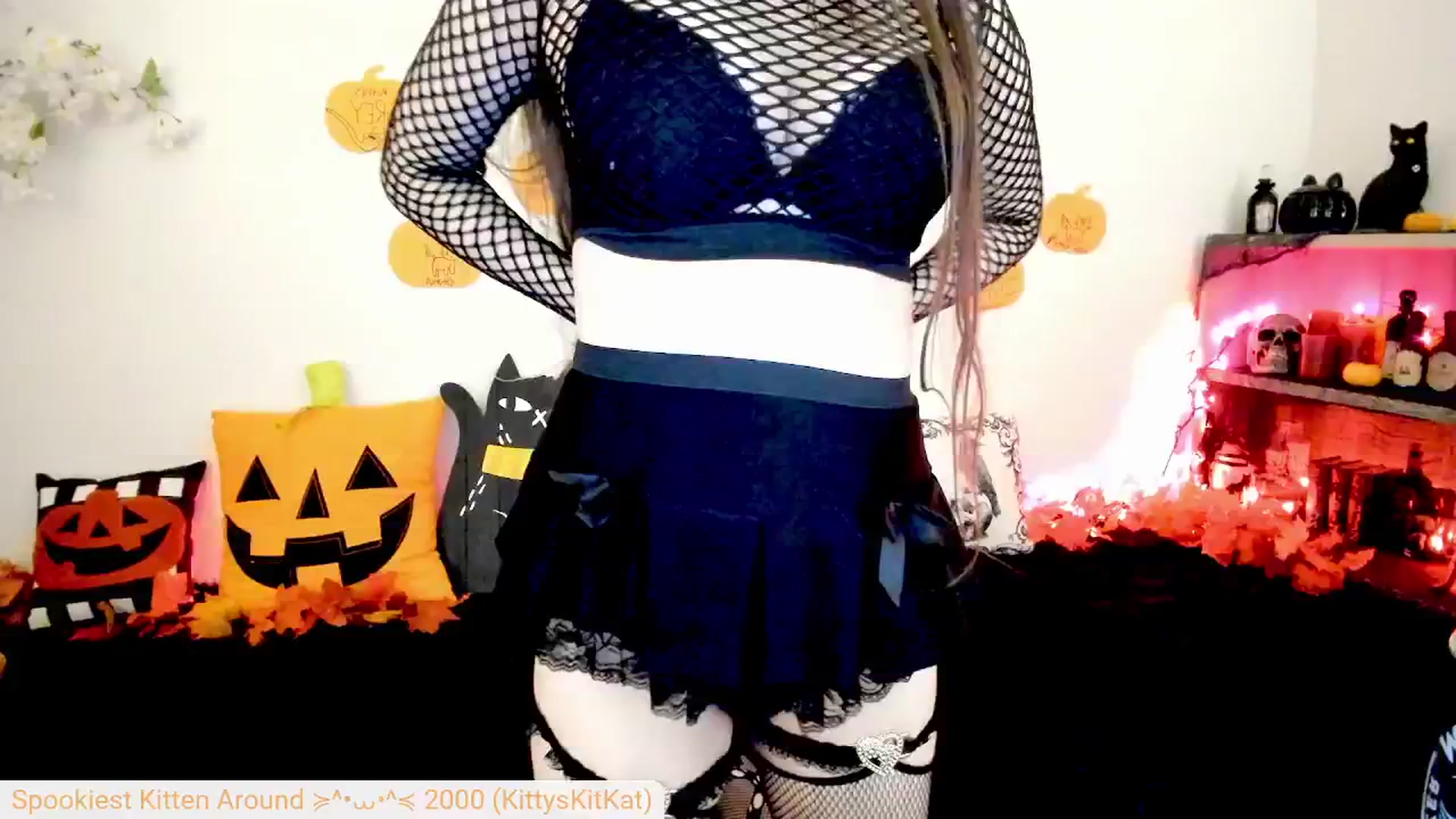 Gallery image thumbnail from Kitty's myfreecams stream on, 10/03/2024, 06:08 image 7 of 20