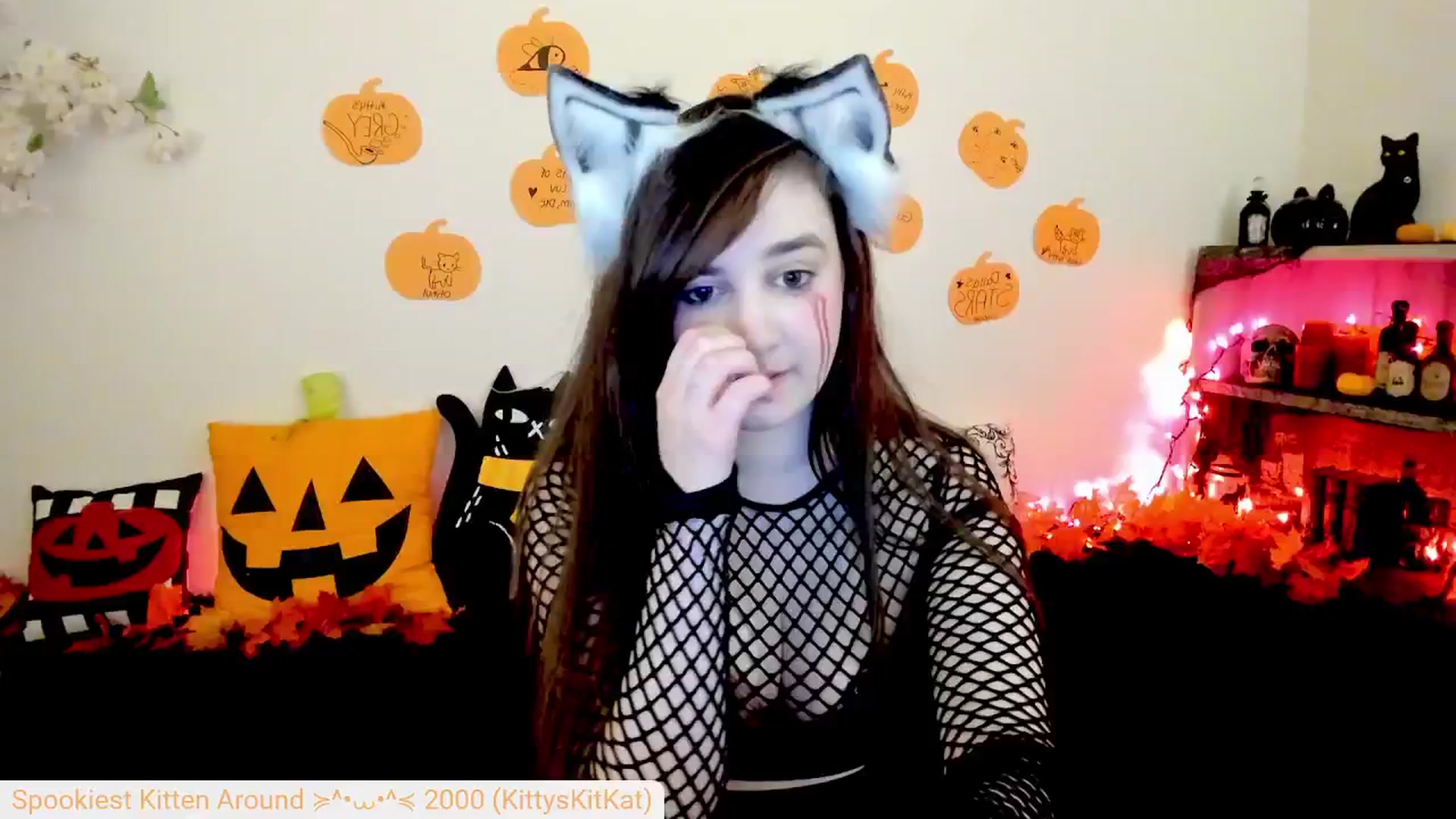Gallery image thumbnail from Kitty's myfreecams stream on, 10/03/2024, 06:08 image 3 of 20