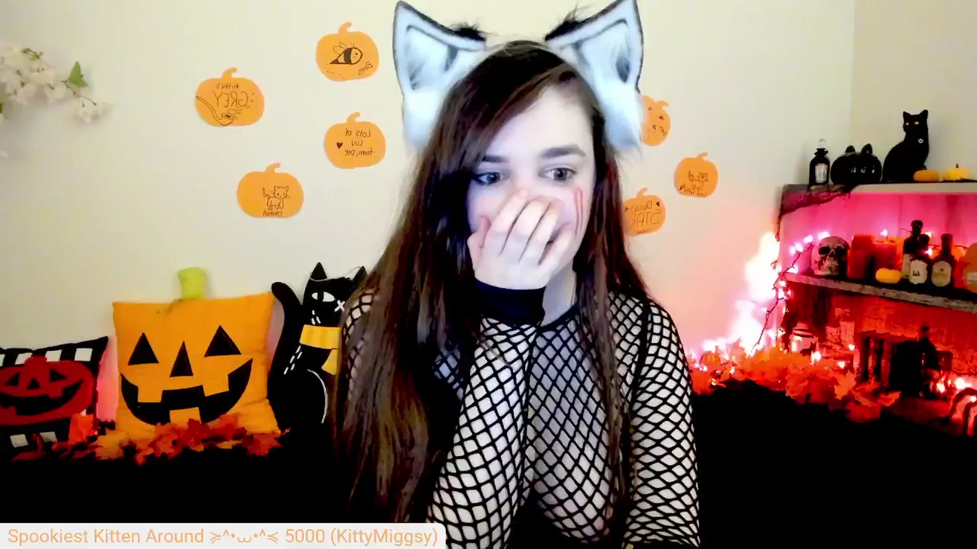 Gallery image thumbnail from Kitty's myfreecams stream on, 10/03/2024, 06:08 image 19 of 20
