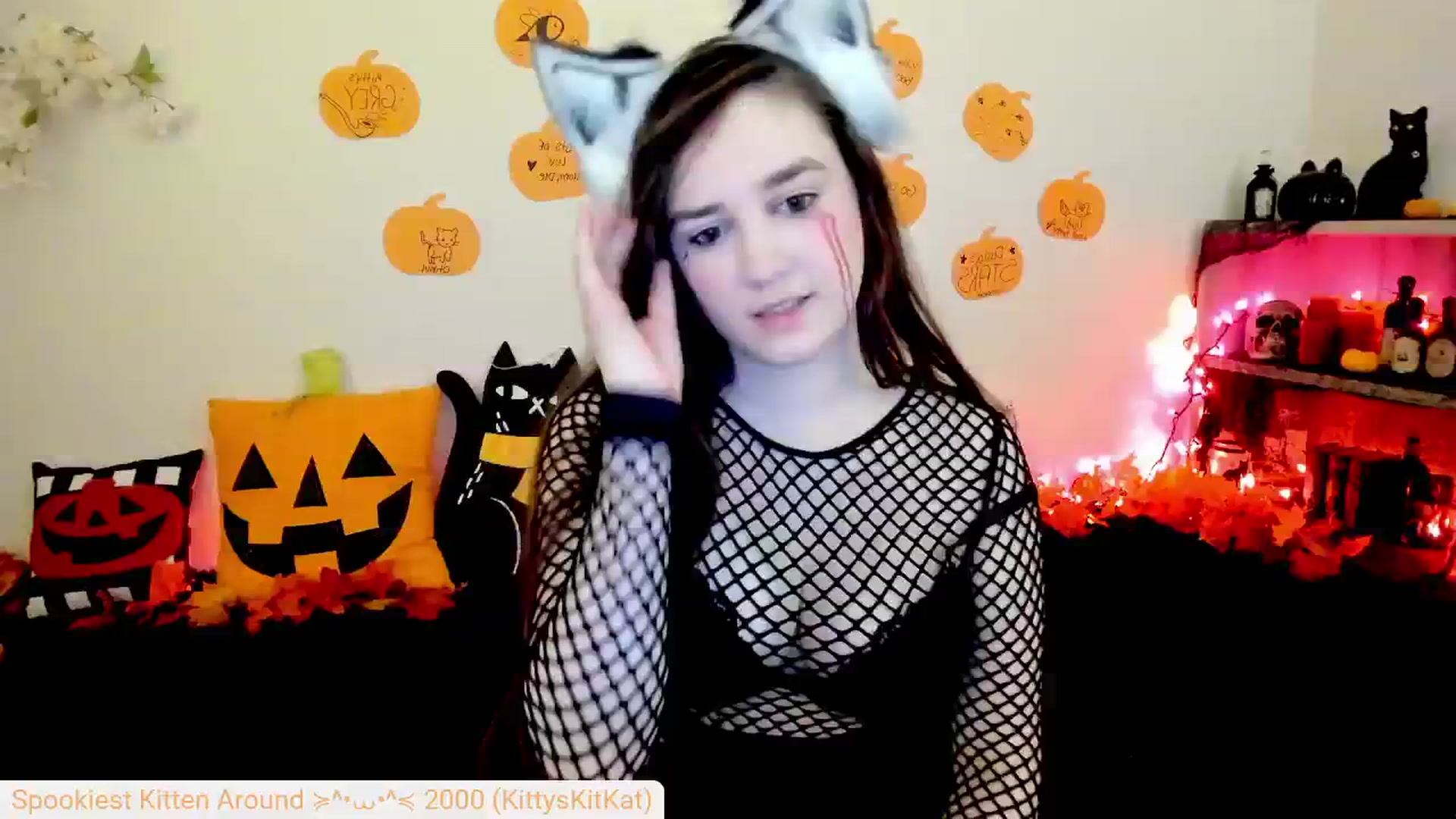 Gallery image thumbnail from Kitty's myfreecams stream on, 10/03/2024, 06:08 image 1 of 20