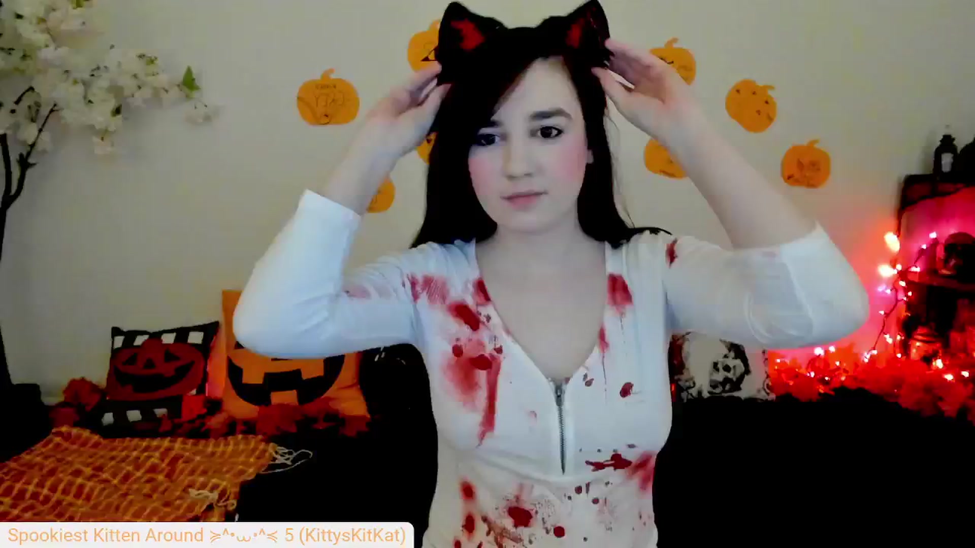 Gallery image thumbnail from Kitty's myfreecams stream on, 10/04/2024, 04:37 image 2 of 20