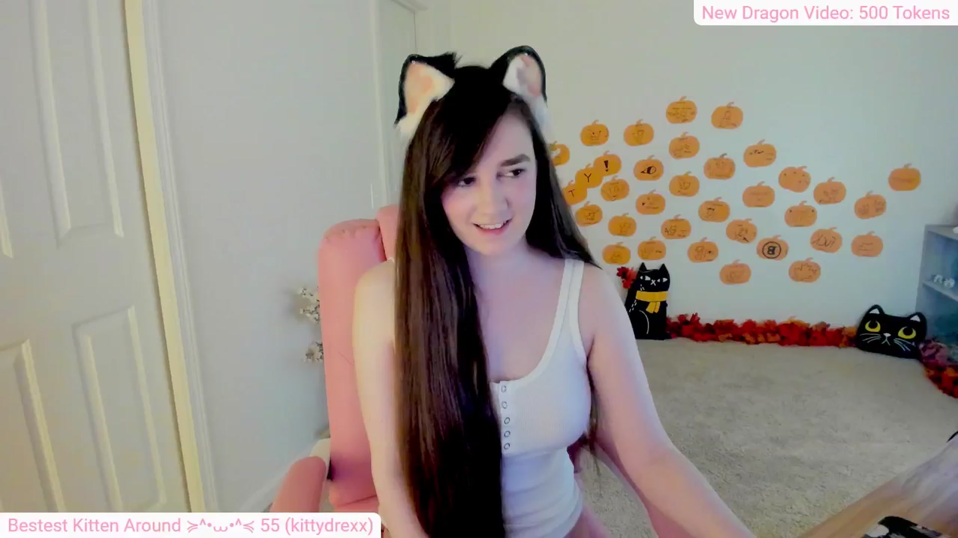 Gallery image thumbnail from Kitty's myfreecams stream on, 11/10/2024, 05:23 image 10 of 20