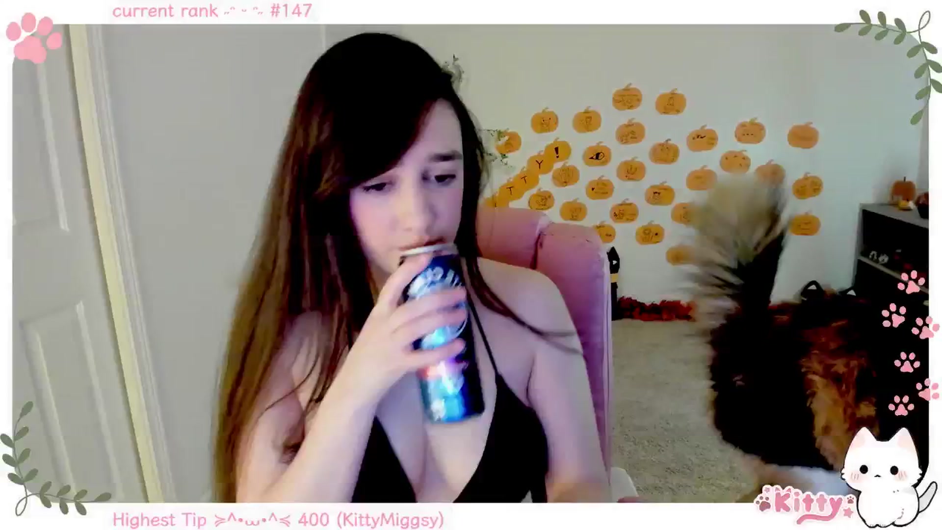 Gallery image thumbnail from Kitty's myfreecams stream on, 11/16/2024, 07:54 image 8 of 20
