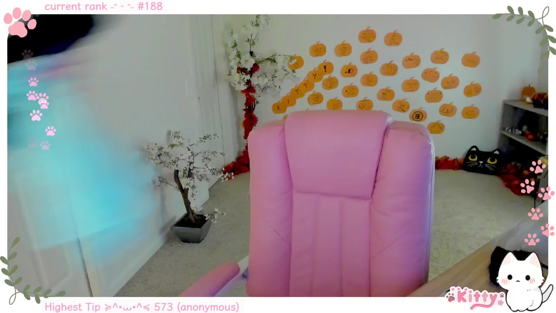Gallery image thumbnail from Kitty's myfreecams stream on, 11/25/2024, 07:24 image 18 of 20