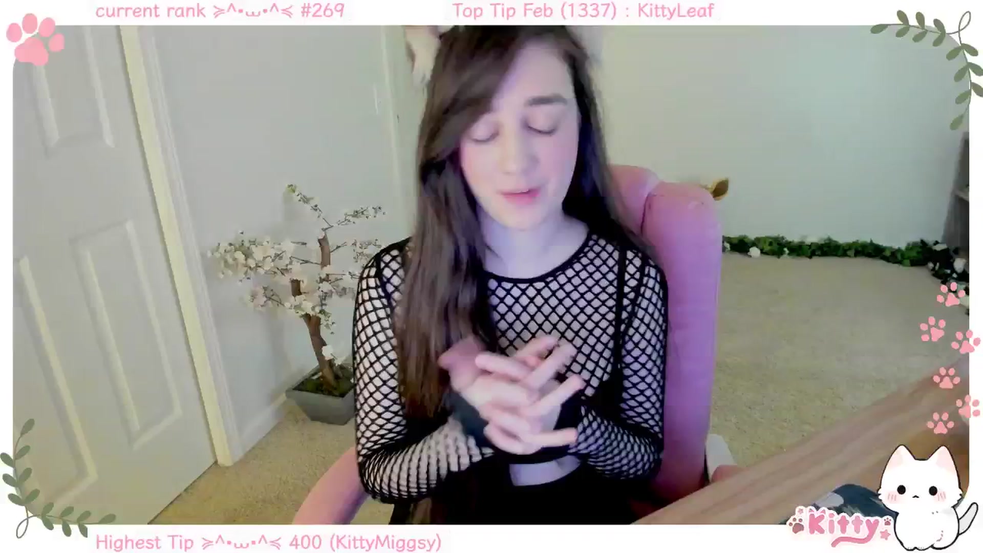 Gallery image thumbnail from Kitty's myfreecams stream on, 02/08/2025, 08:27 image 15 of 20