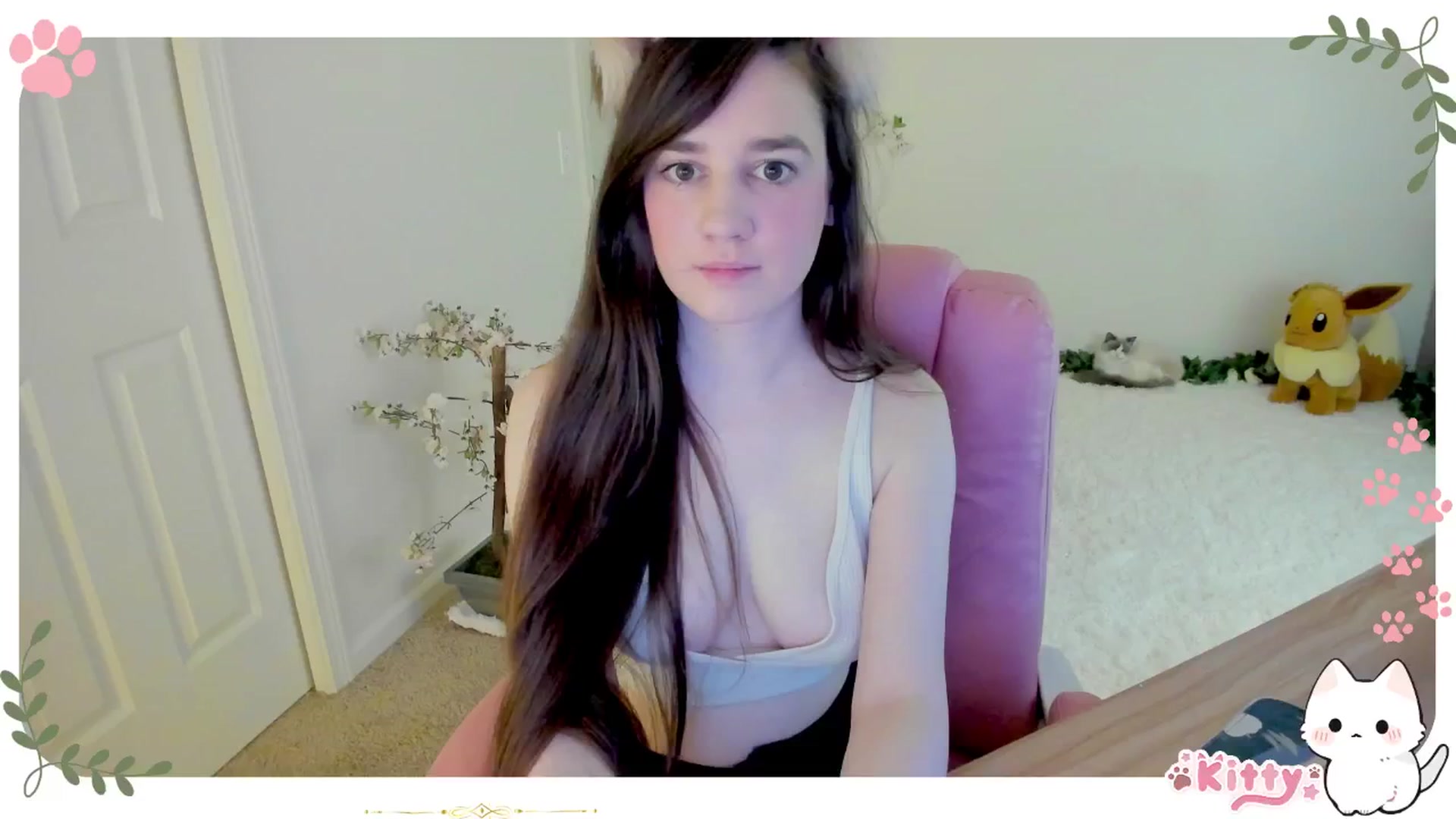 Gallery image thumbnail from Kitty's myfreecams stream on, 04/02/2025, 05:55 image 2 of 20
