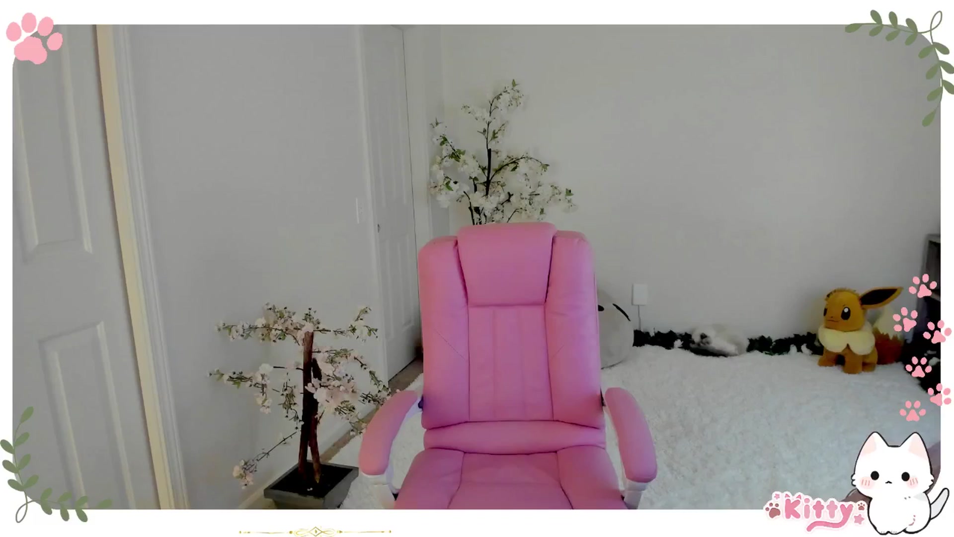Gallery image thumbnail from Kitty's myfreecams stream on, 04/03/2025, 05:14 image 9 of 20