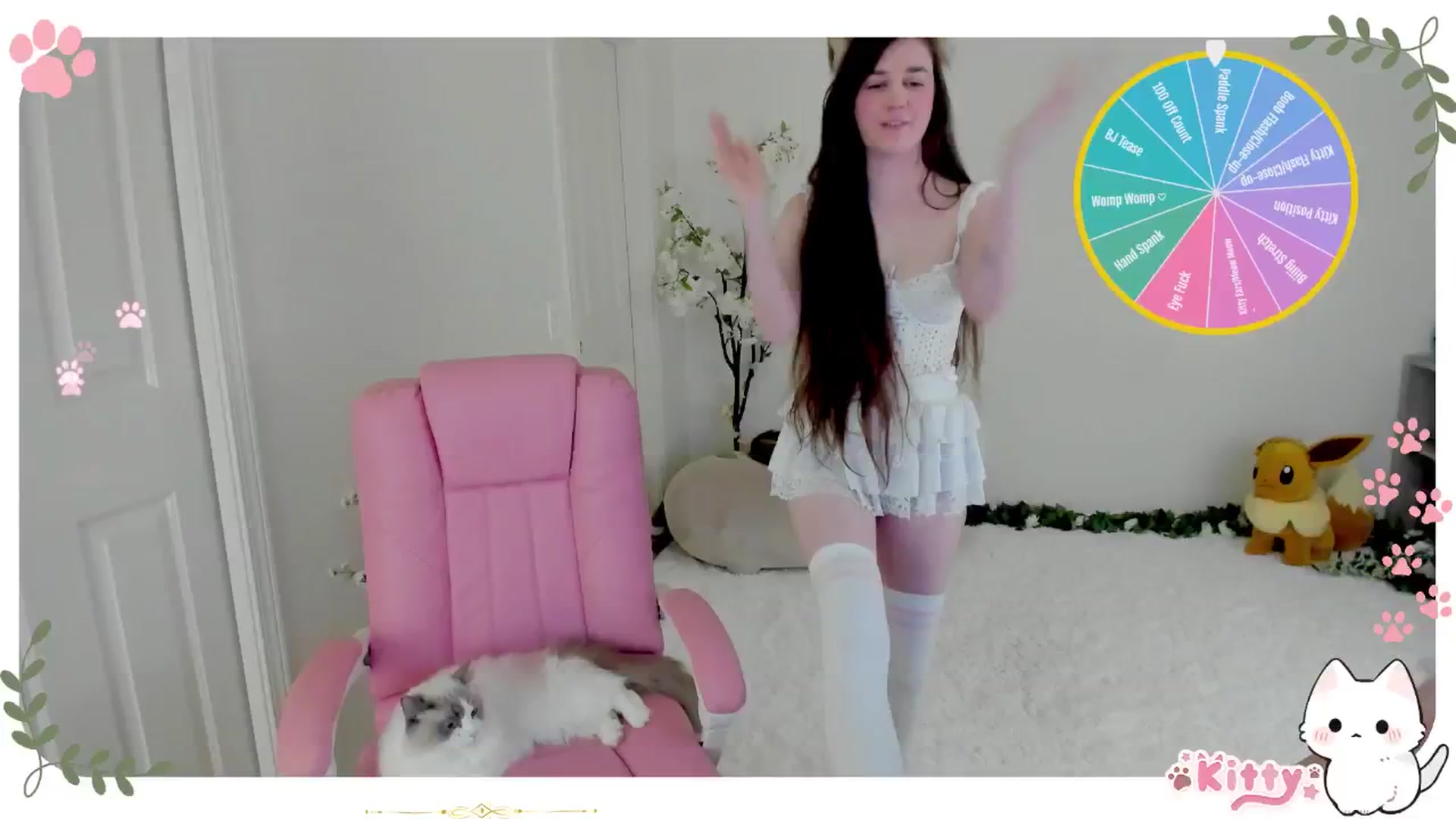Gallery image thumbnail from Kitty's myfreecams stream on, 04/06/2025, 05:35 image 6 of 20