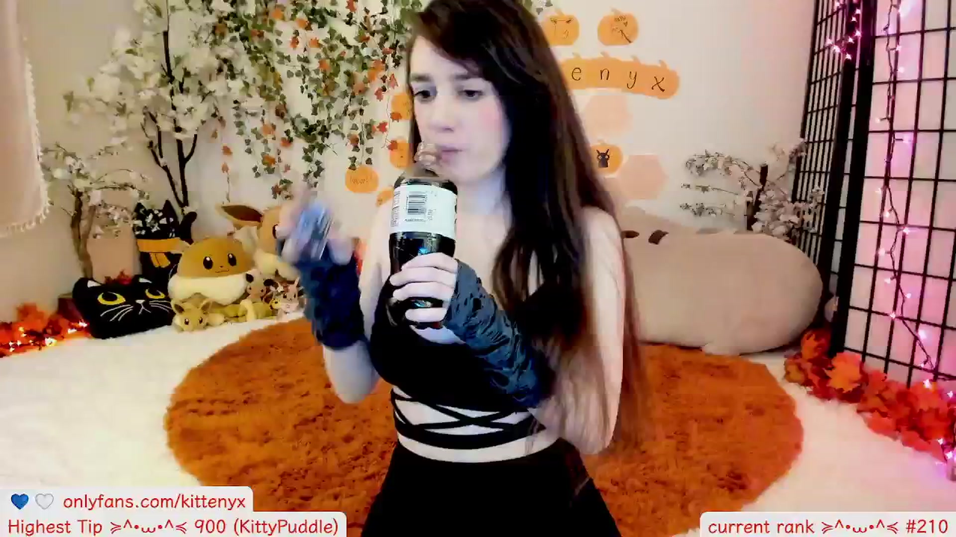 Gallery image thumbnail from Kitty's myfreecams stream on, 10/12/2025, 08:27 image 17 of 20