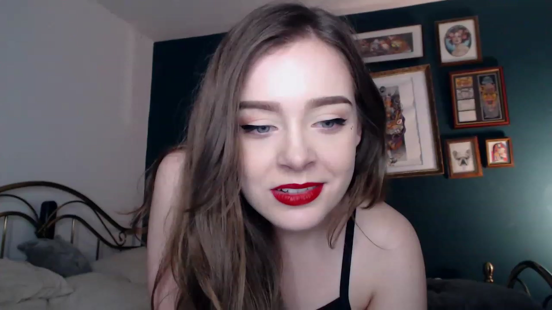 Gallery image thumbnail from KittyCash3w's myfreecams stream on, 11/15/2022, 18:57 image 3 of 20