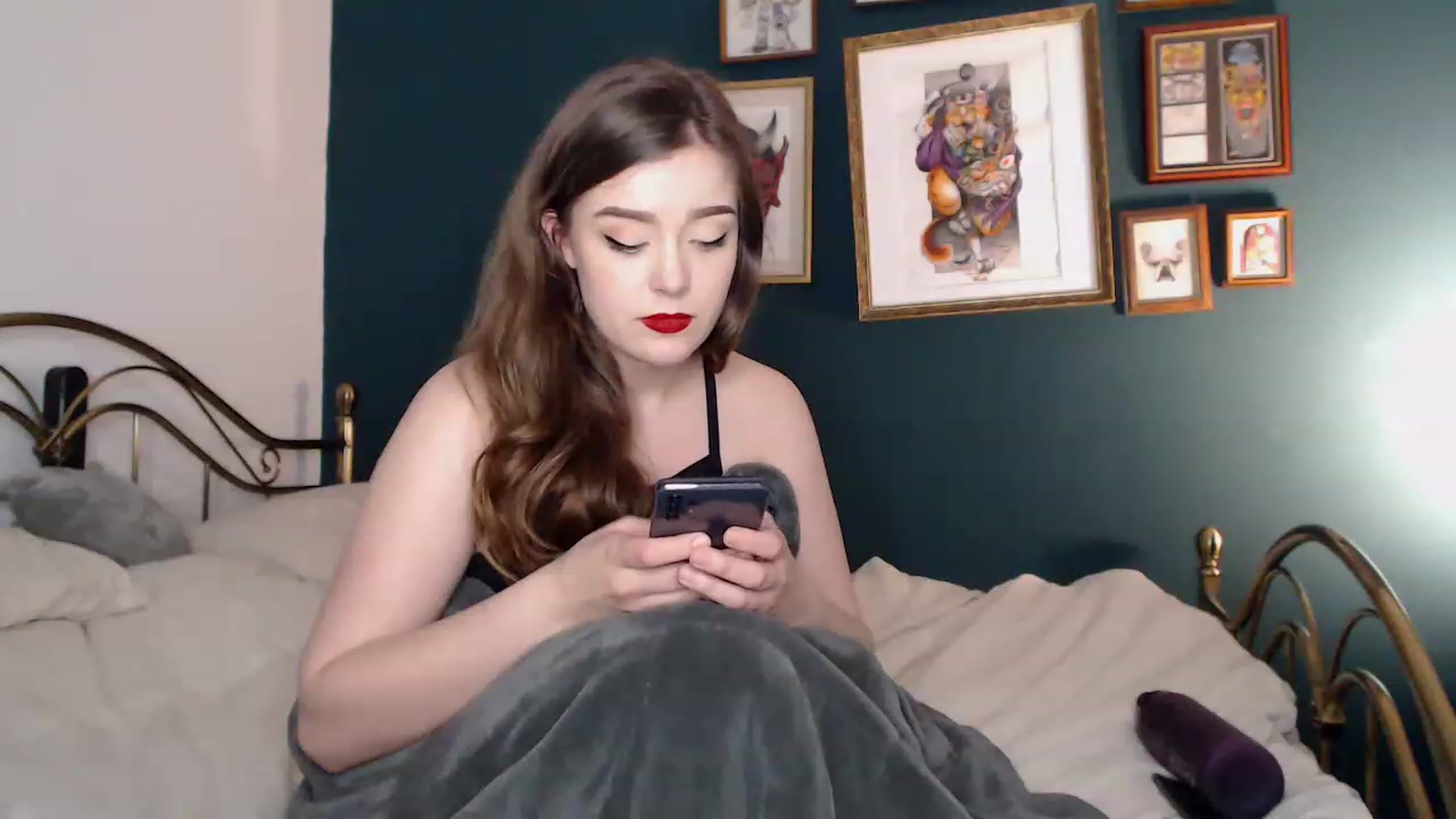 Gallery image thumbnail from KittyCash3w's myfreecams stream on, 11/15/2022, 18:57 image 20 of 20