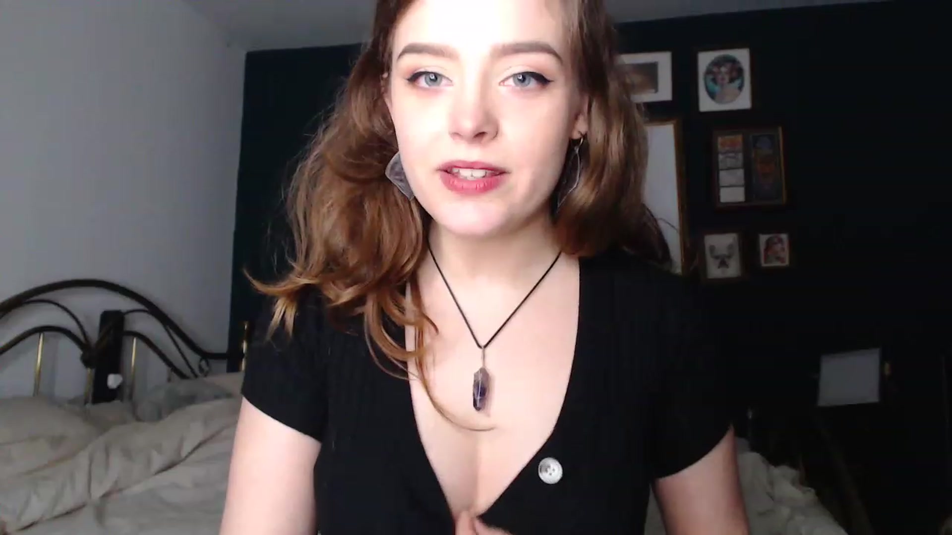 Gallery image thumbnail from KittyCash3w's myfreecams stream on, 11/18/2022, 21:16 image 19 of 20