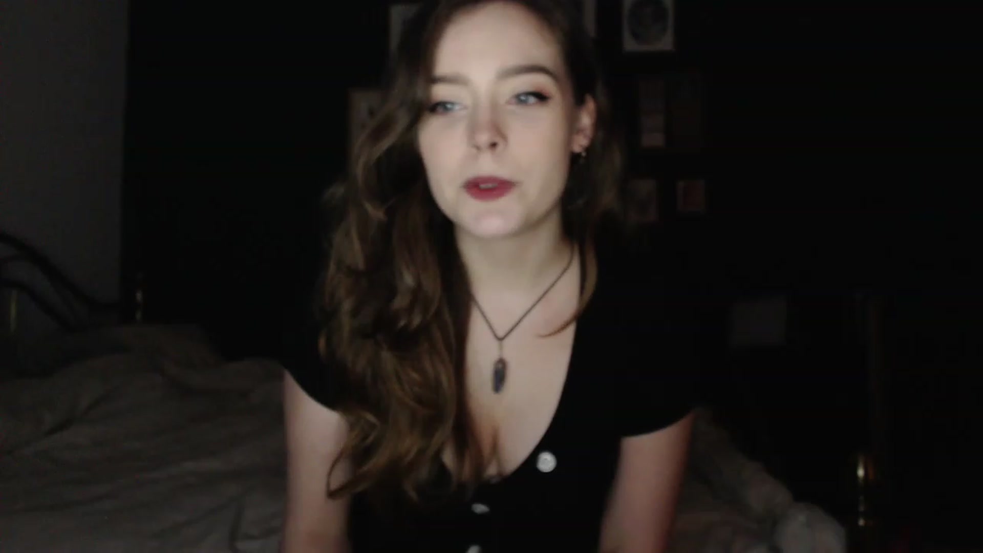 Gallery image thumbnail from KittyCash3w's myfreecams stream on, 11/18/2022, 21:16 image 5 of 20