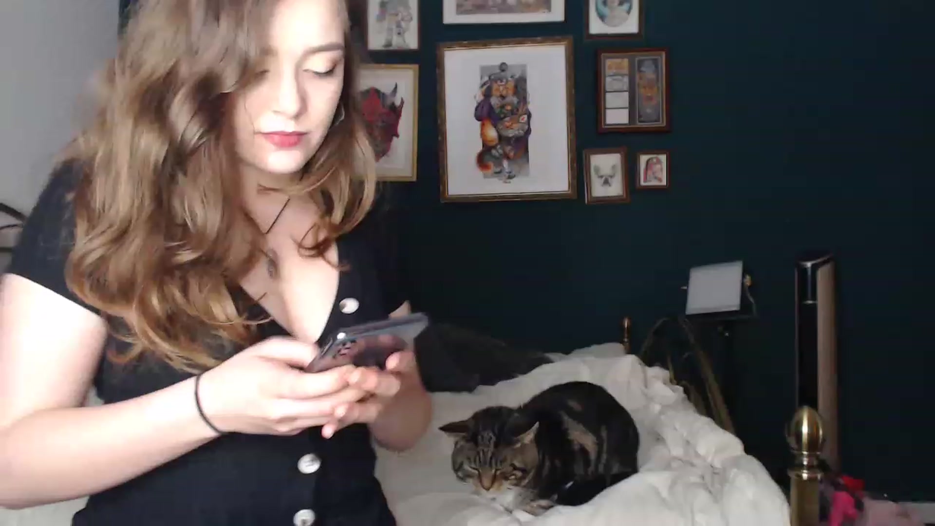 Gallery image thumbnail from KittyCash3w's myfreecams stream on, 11/18/2022, 21:16 image 8 of 20