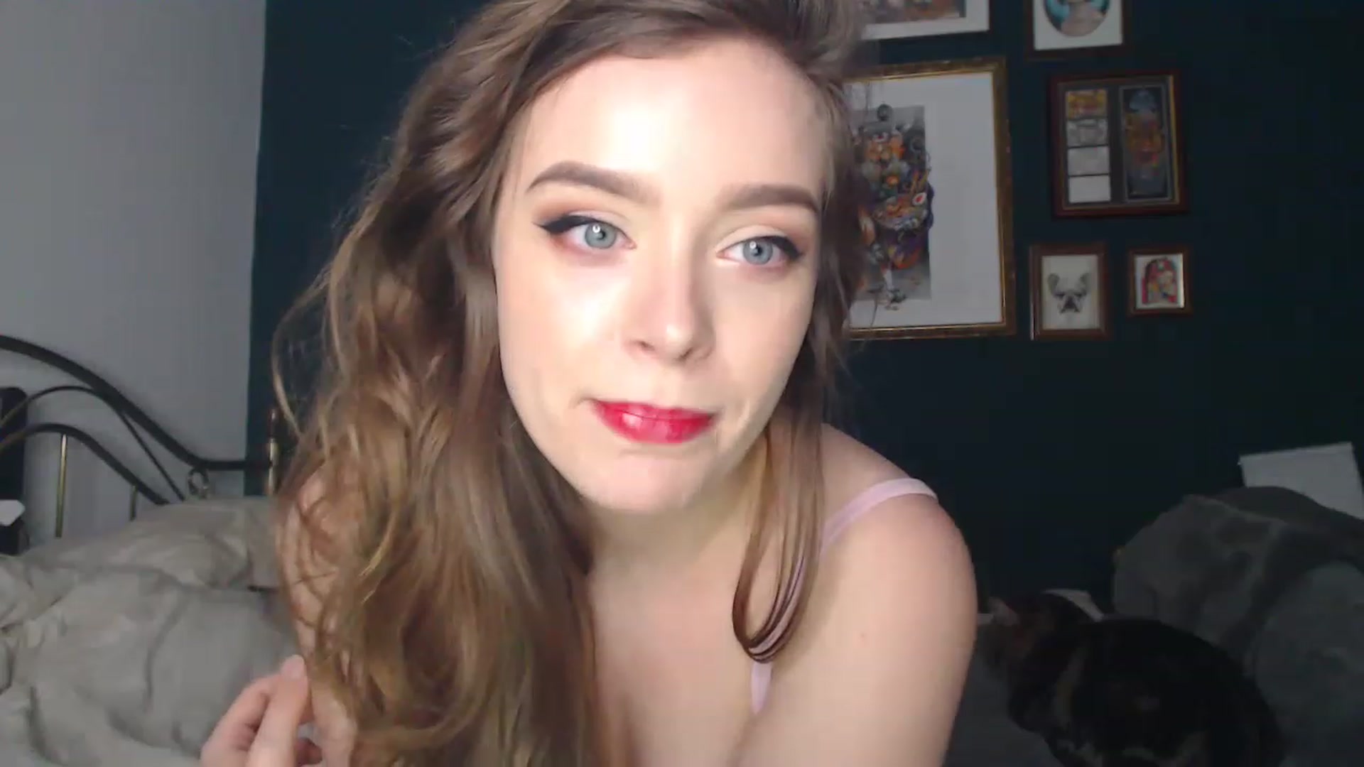 Gallery image thumbnail from KittyCash3w's myfreecams stream on, 11/23/2022, 18:10 image 4 of 20