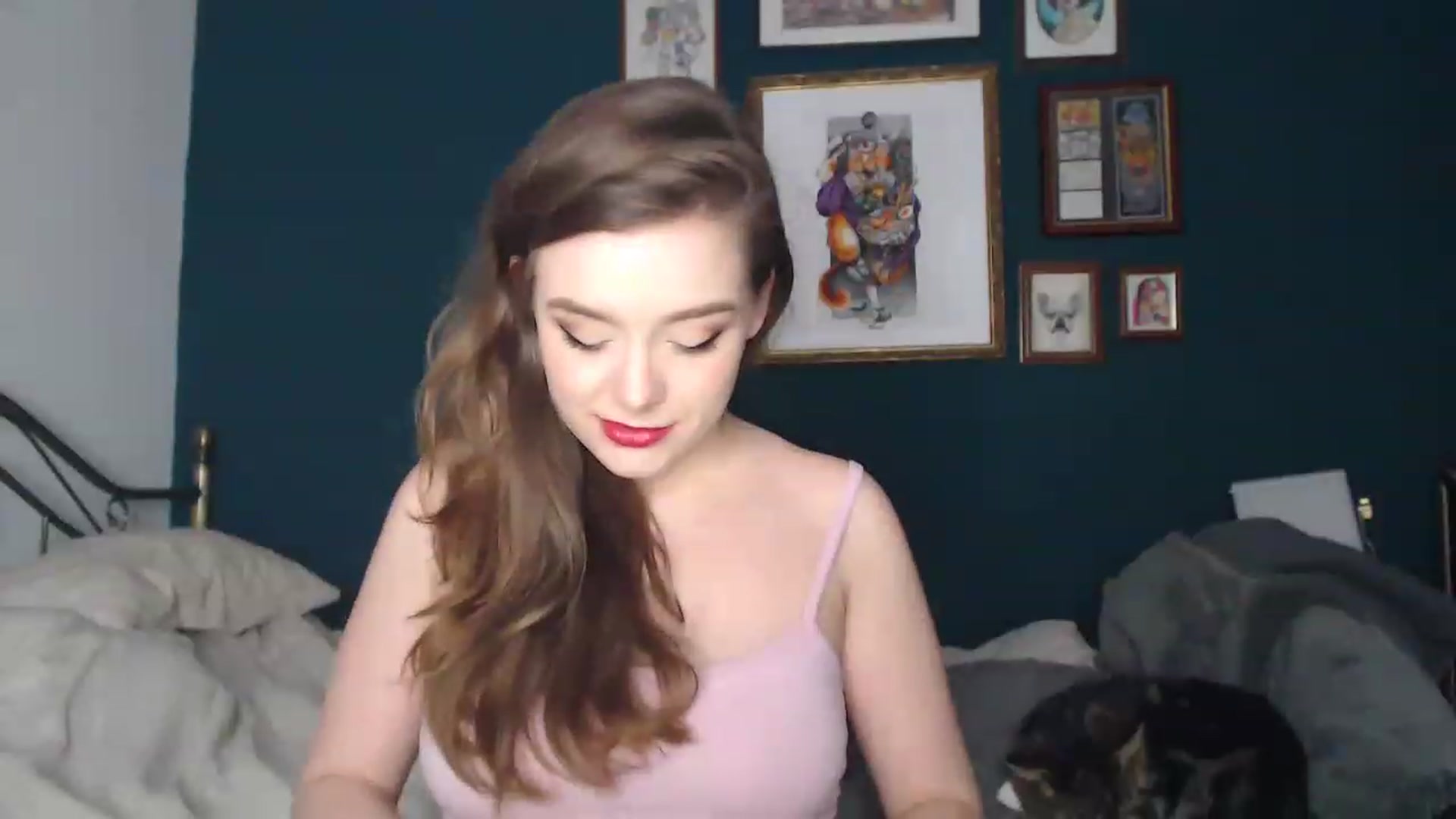 Gallery image thumbnail from KittyCash3w's myfreecams stream on, 11/23/2022, 18:10 image 10 of 20