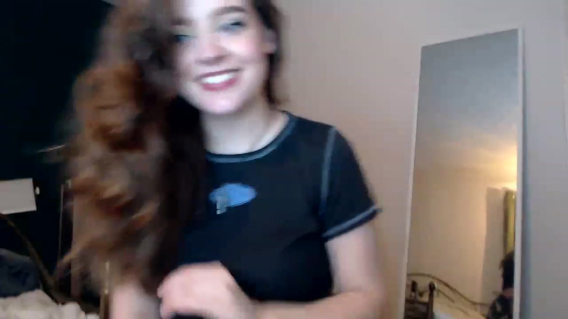 Gallery image thumbnail from KittyCash3w's myfreecams stream on, 11/28/2022, 17:49 image 18 of 20