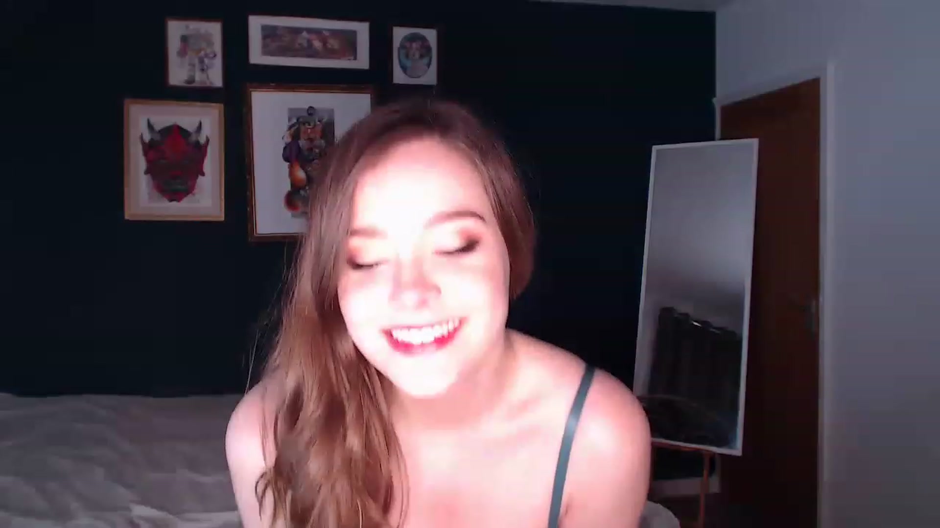 Gallery image thumbnail from KittyCash3w's myfreecams stream on, 12/01/2022, 17:46 image 5 of 20