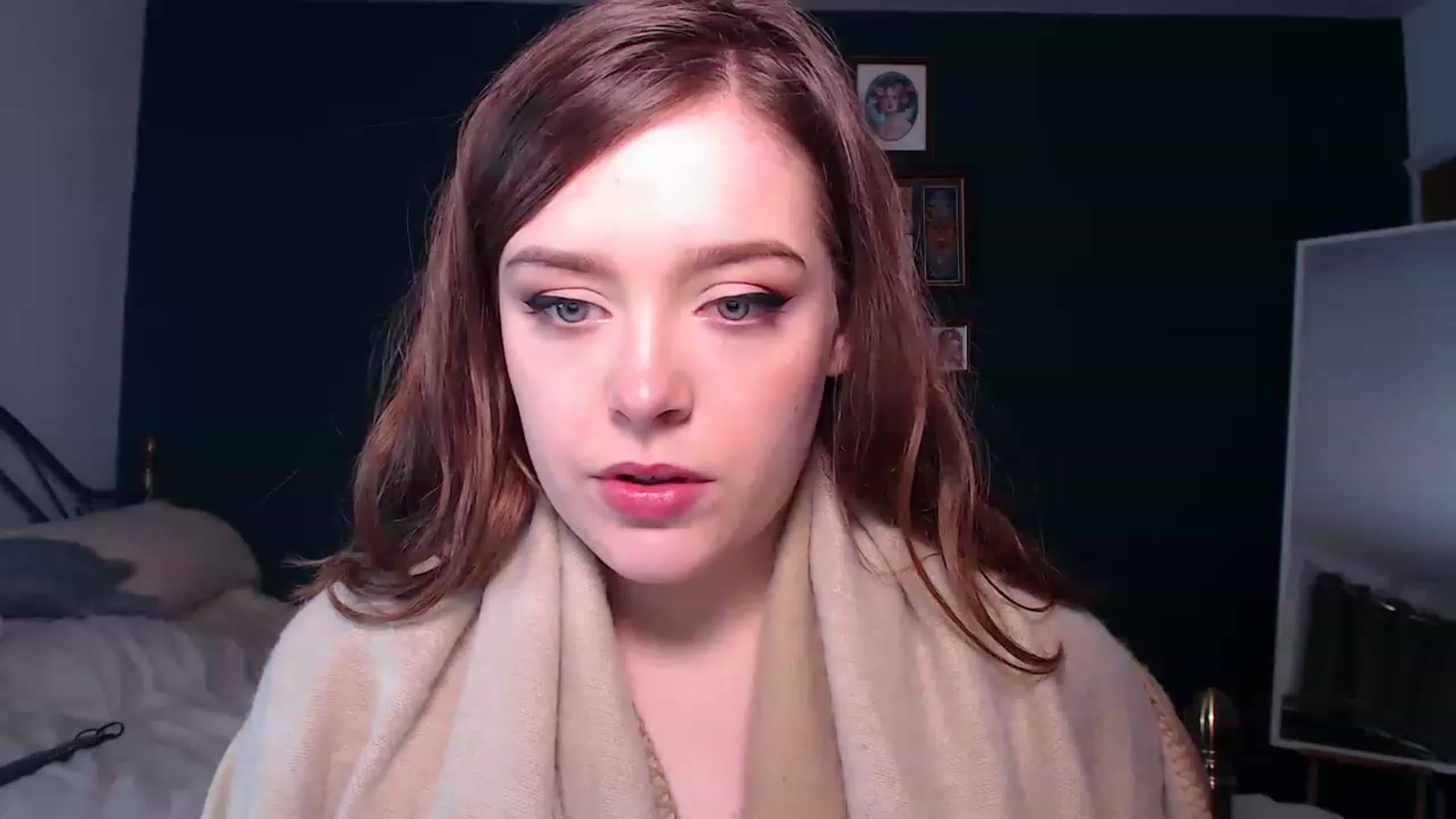 Gallery image thumbnail from KittyCash3w's myfreecams stream on, 12/01/2022, 18:14 image 11 of 20