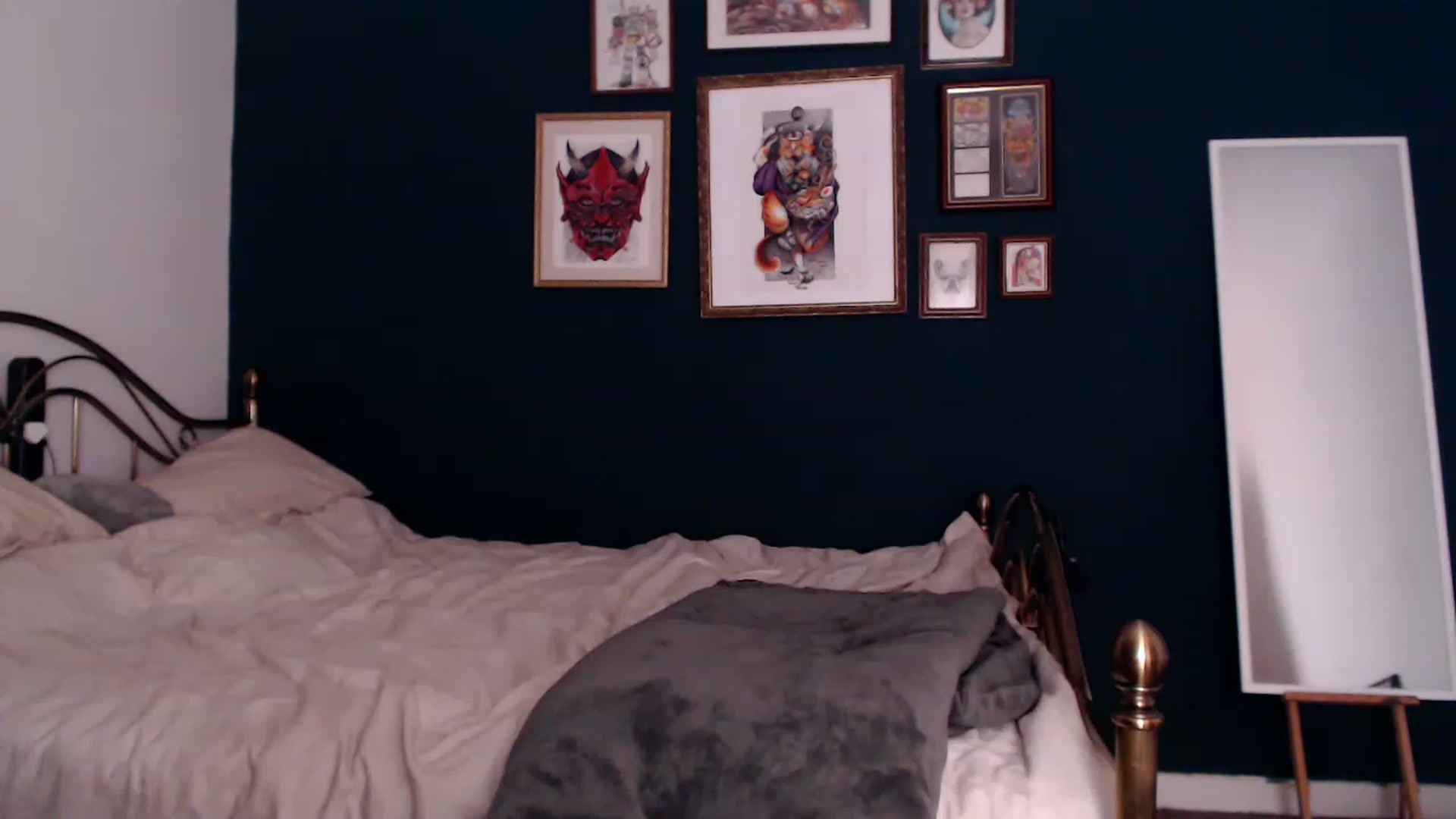 Gallery image thumbnail from KittyCash3w's myfreecams stream on, 12/03/2022, 17:18 image 14 of 20