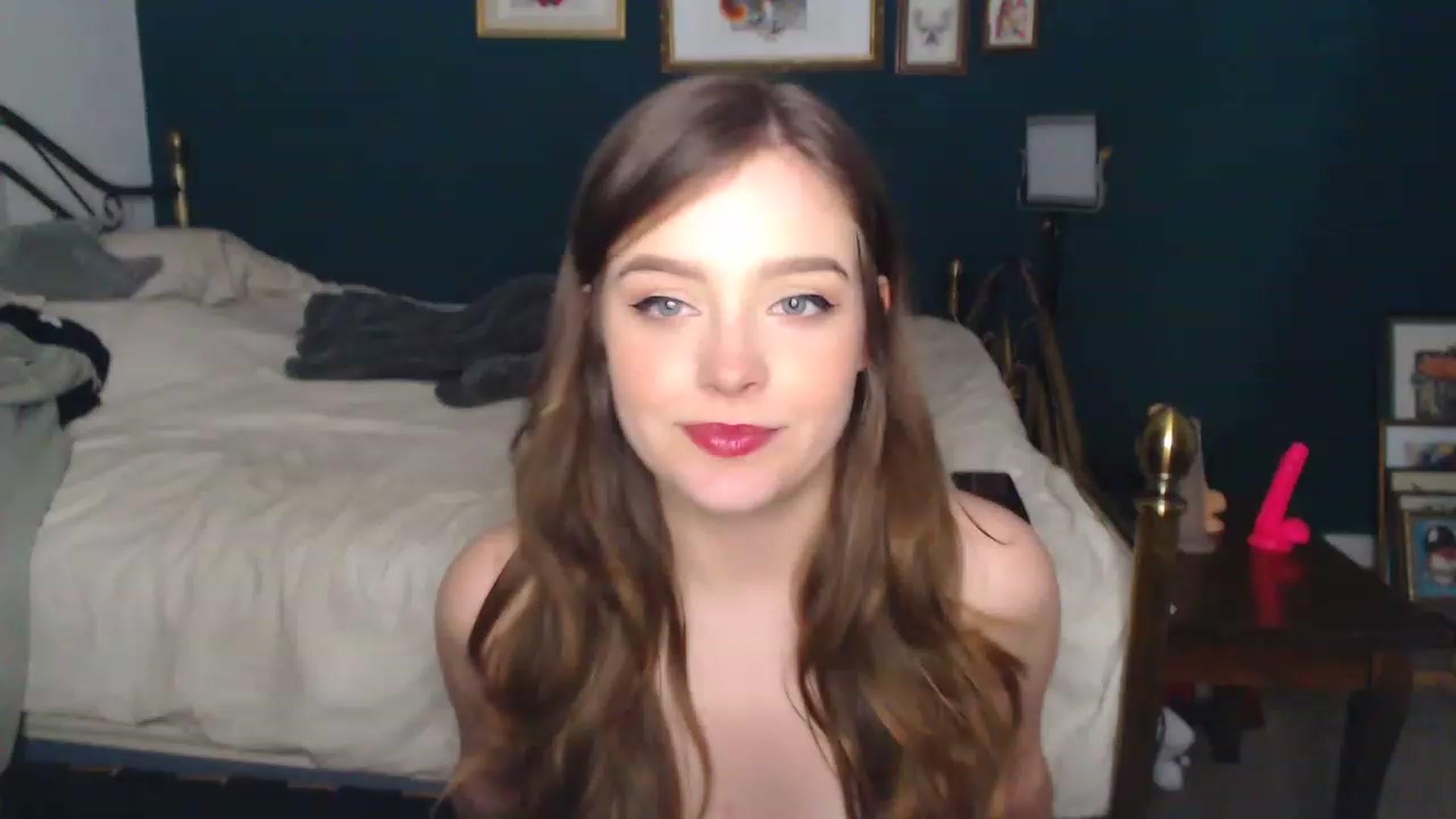 Gallery image thumbnail from KittyCash3w's myfreecams stream on, 12/08/2022, 21:13 image 1 of 20