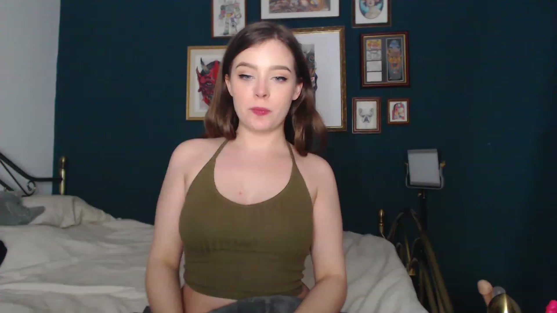 Gallery image thumbnail from KittyCash3w's myfreecams stream on, 12/08/2022, 21:13 image 7 of 20