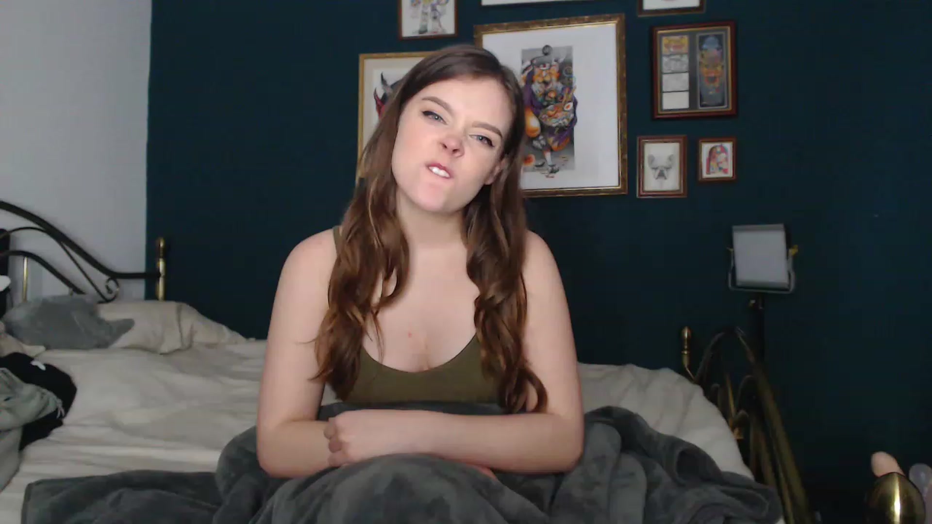 Gallery image thumbnail from KittyCash3w's myfreecams stream on, 12/08/2022, 21:13 image 11 of 20