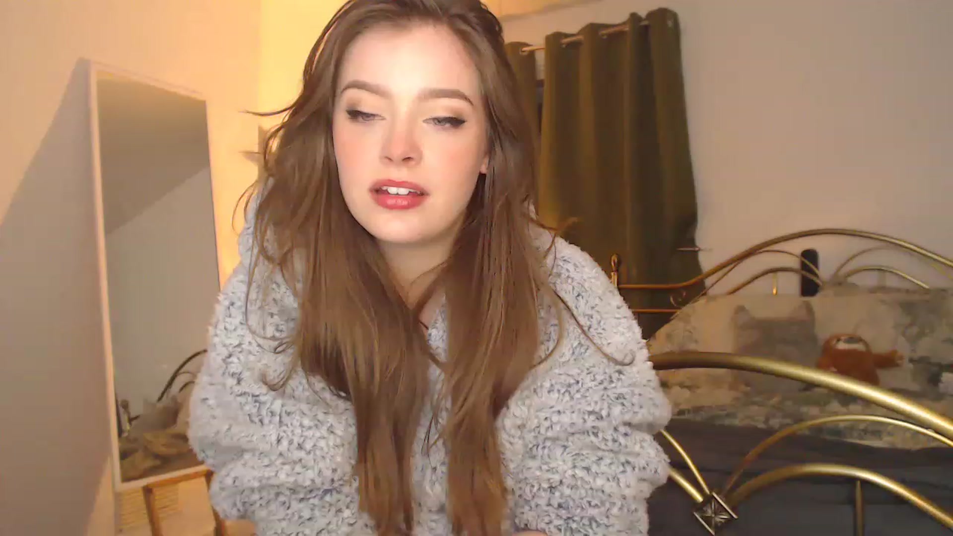 Gallery image thumbnail from KittyCash3w's myfreecams stream on, 12/22/2022, 20:12 image 11 of 20