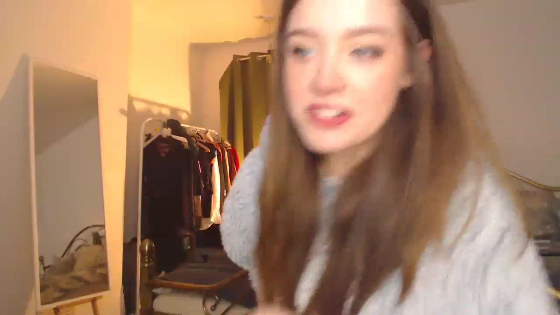 Gallery image thumbnail from KittyCash3w's myfreecams stream on, 12/22/2022, 20:12 image 15 of 20