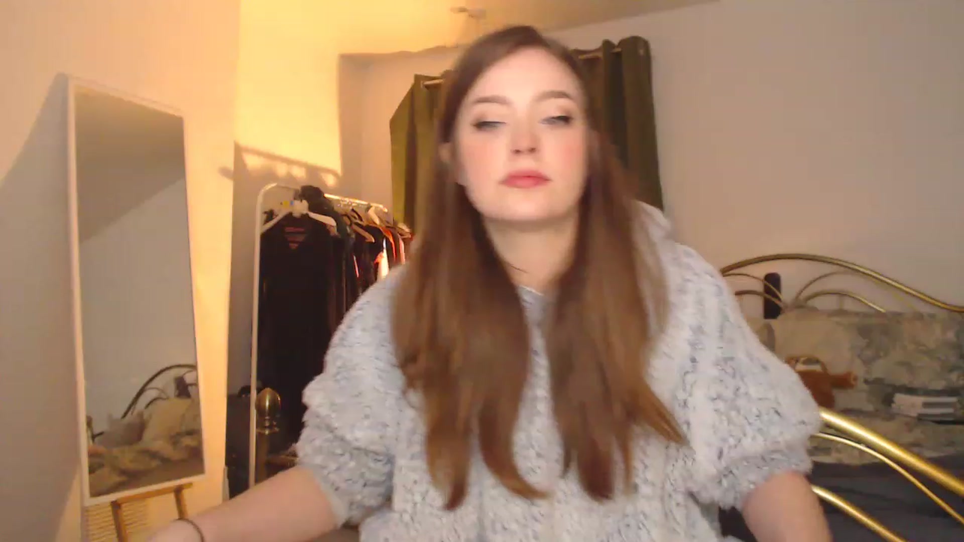 Gallery image thumbnail from KittyCash3w's myfreecams stream on, 12/22/2022, 20:12 image 20 of 20