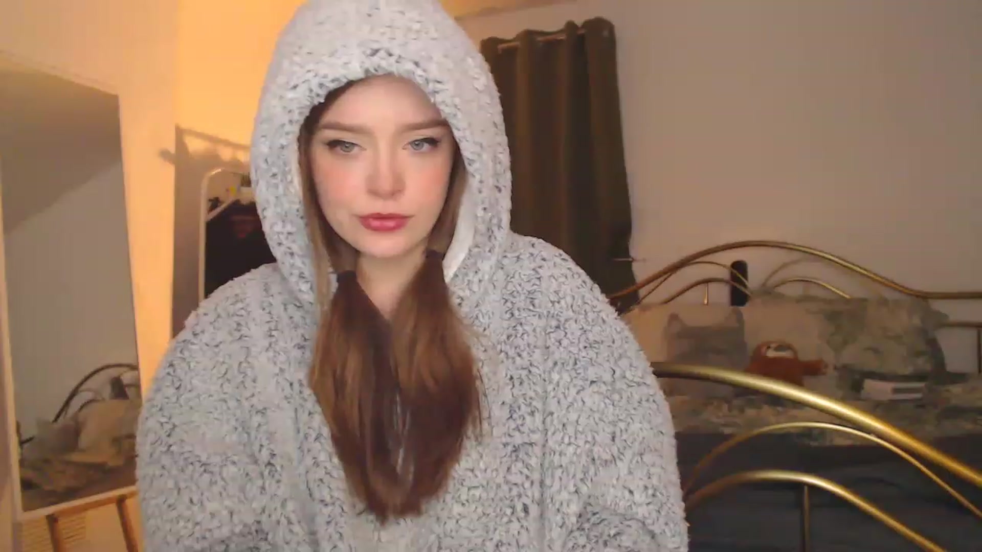 Gallery image thumbnail from KittyCash3w's myfreecams stream on, 12/22/2022, 20:12 image 9 of 20