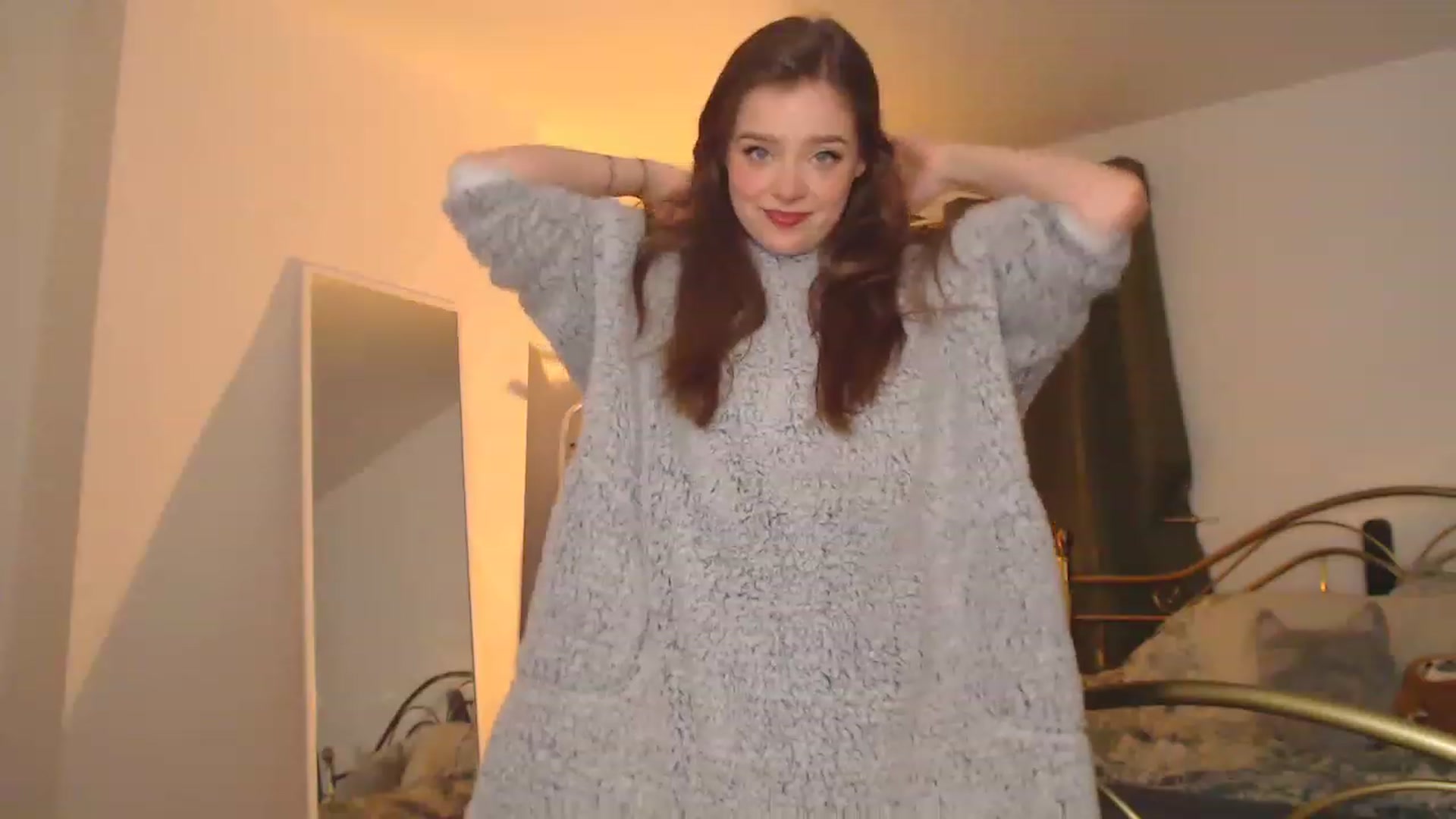 Gallery image thumbnail from KittyCash3w's myfreecams stream on, 12/22/2022, 20:12 image 13 of 20
