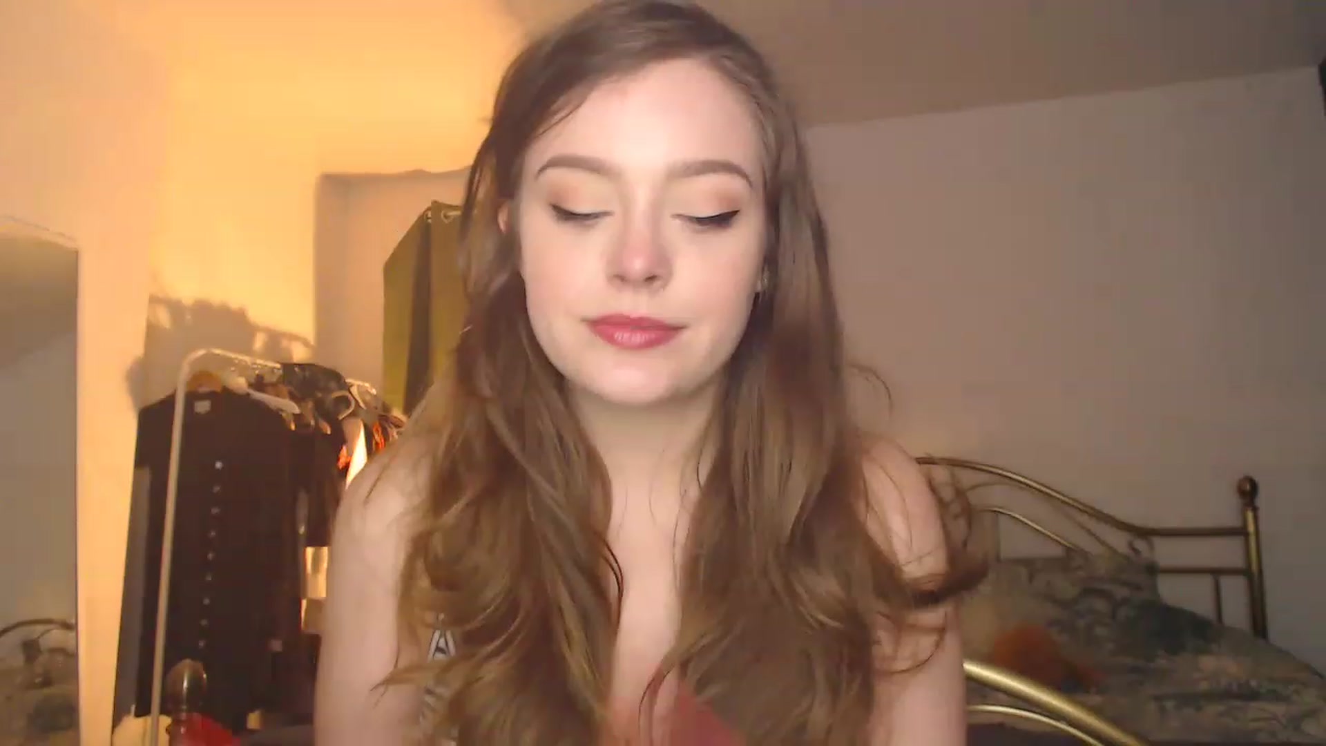 Gallery image thumbnail from KittyCash3w's myfreecams stream on, 12/27/2022, 19:12 image 6 of 20