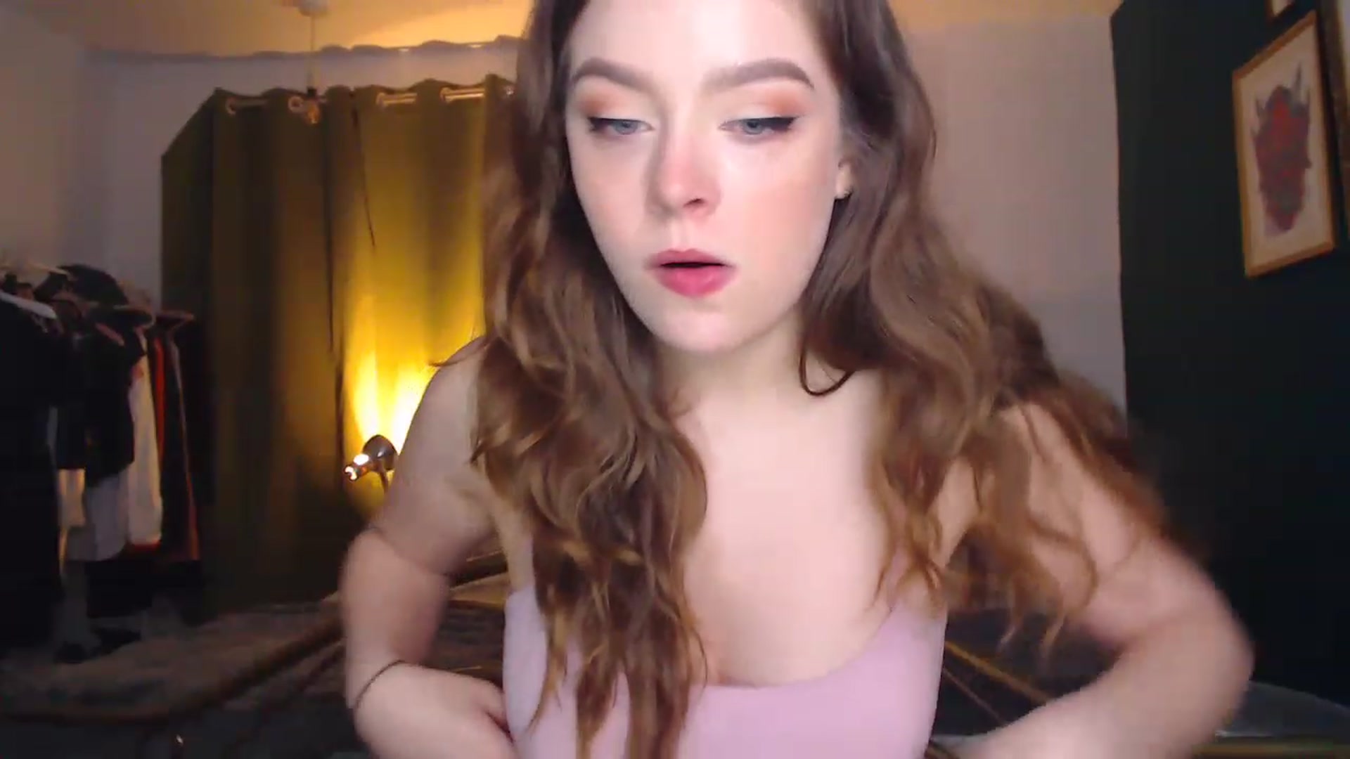 Gallery image thumbnail from KittyCash3w's myfreecams stream on, 12/28/2022, 20:48 image 13 of 20