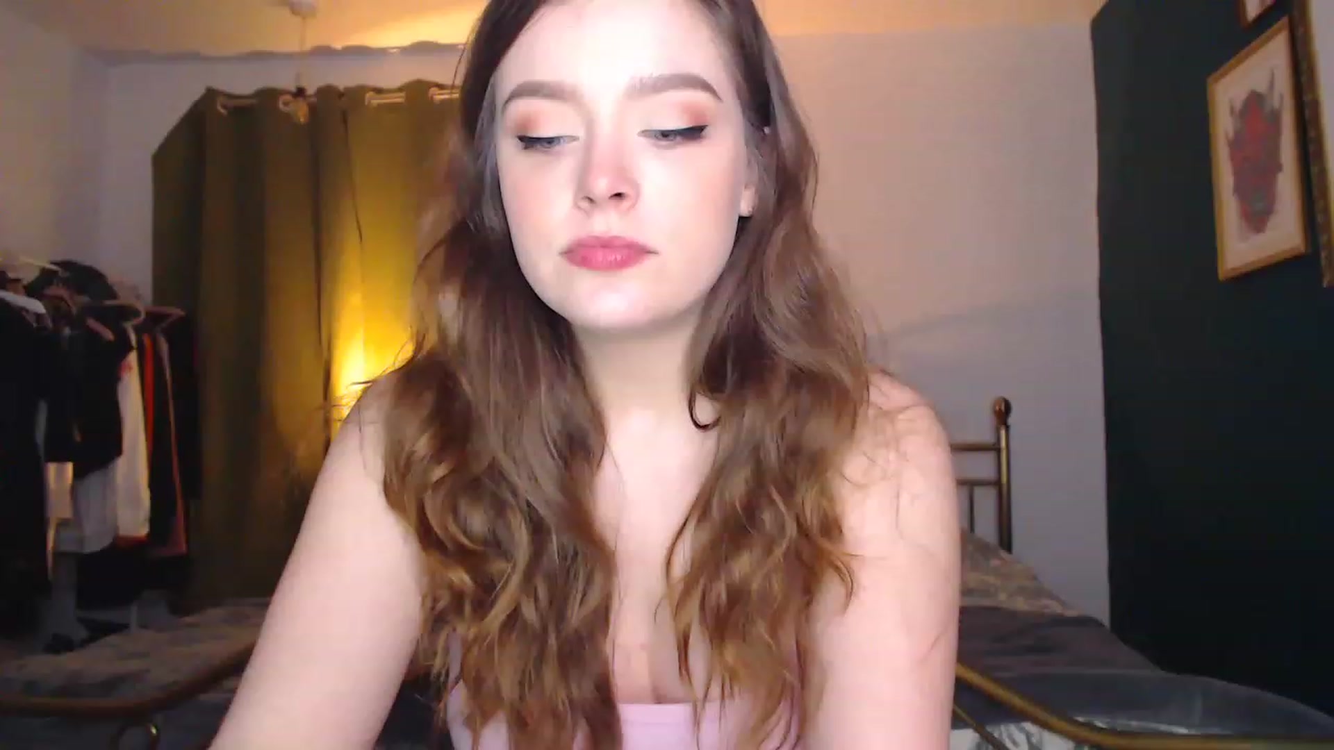 Gallery image thumbnail from KittyCash3w's myfreecams stream on, 12/28/2022, 20:48 image 16 of 20