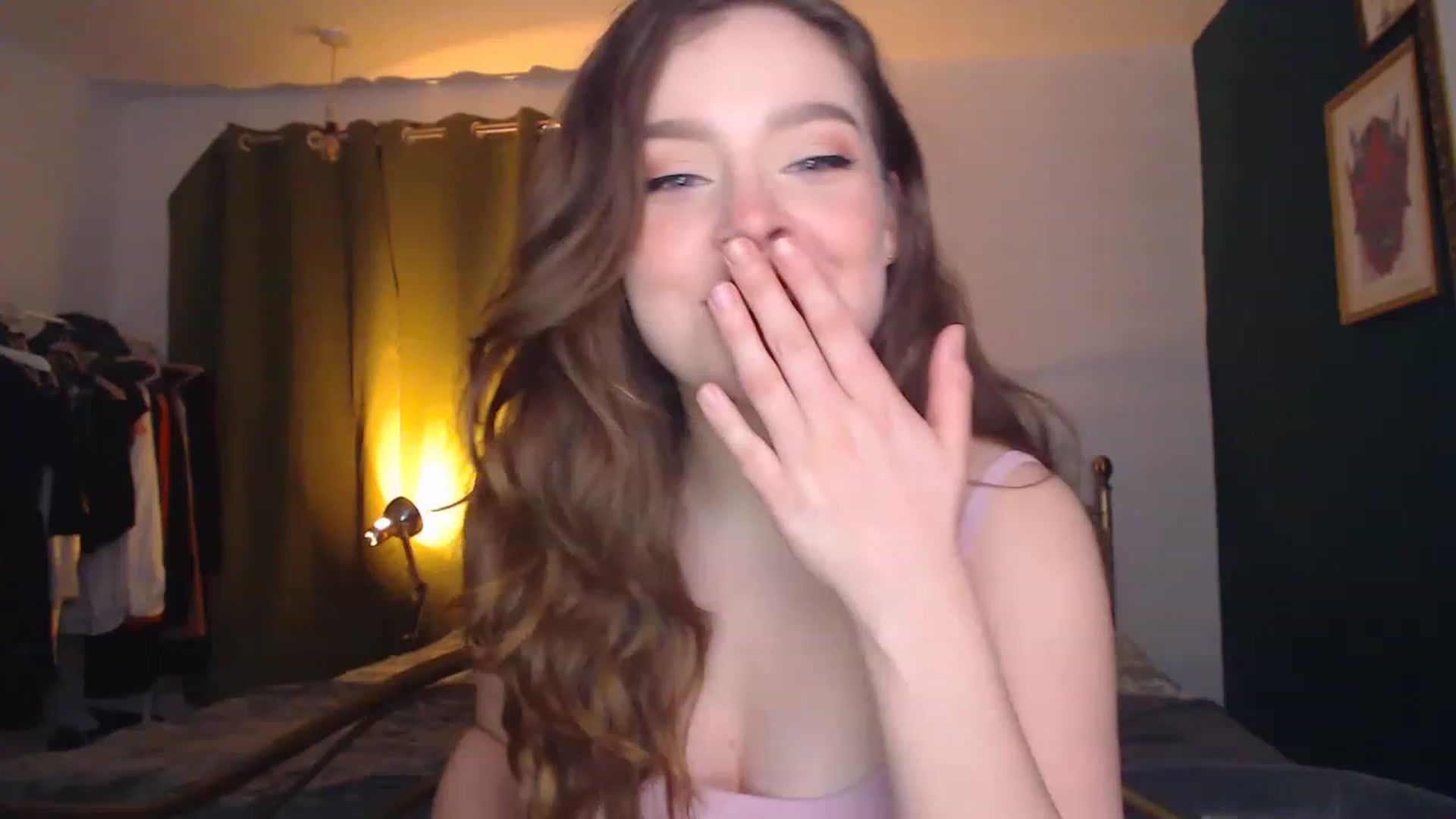 Gallery image thumbnail from KittyCash3w's myfreecams stream on, 12/28/2022, 20:48 image 9 of 20