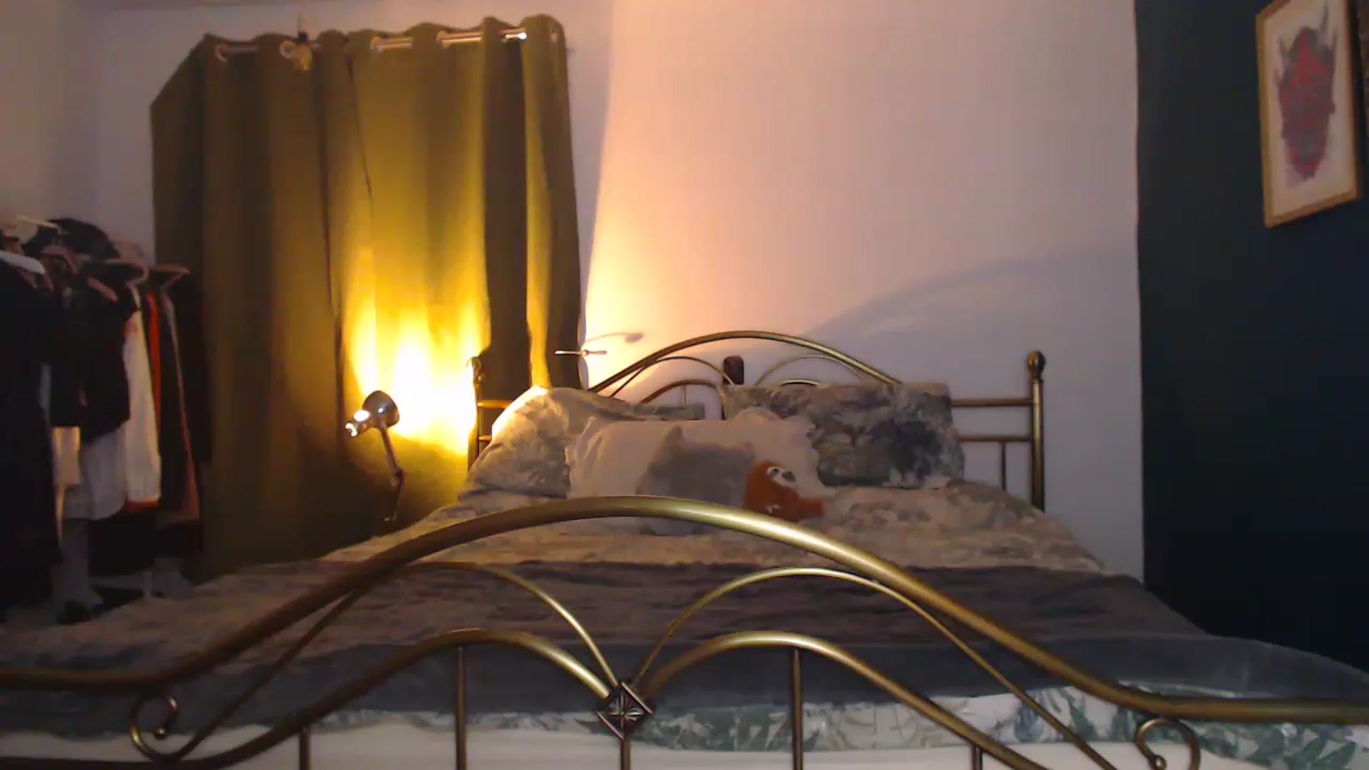 Gallery image thumbnail from KittyCash3w's myfreecams stream on, 12/28/2022, 20:48 image 2 of 20