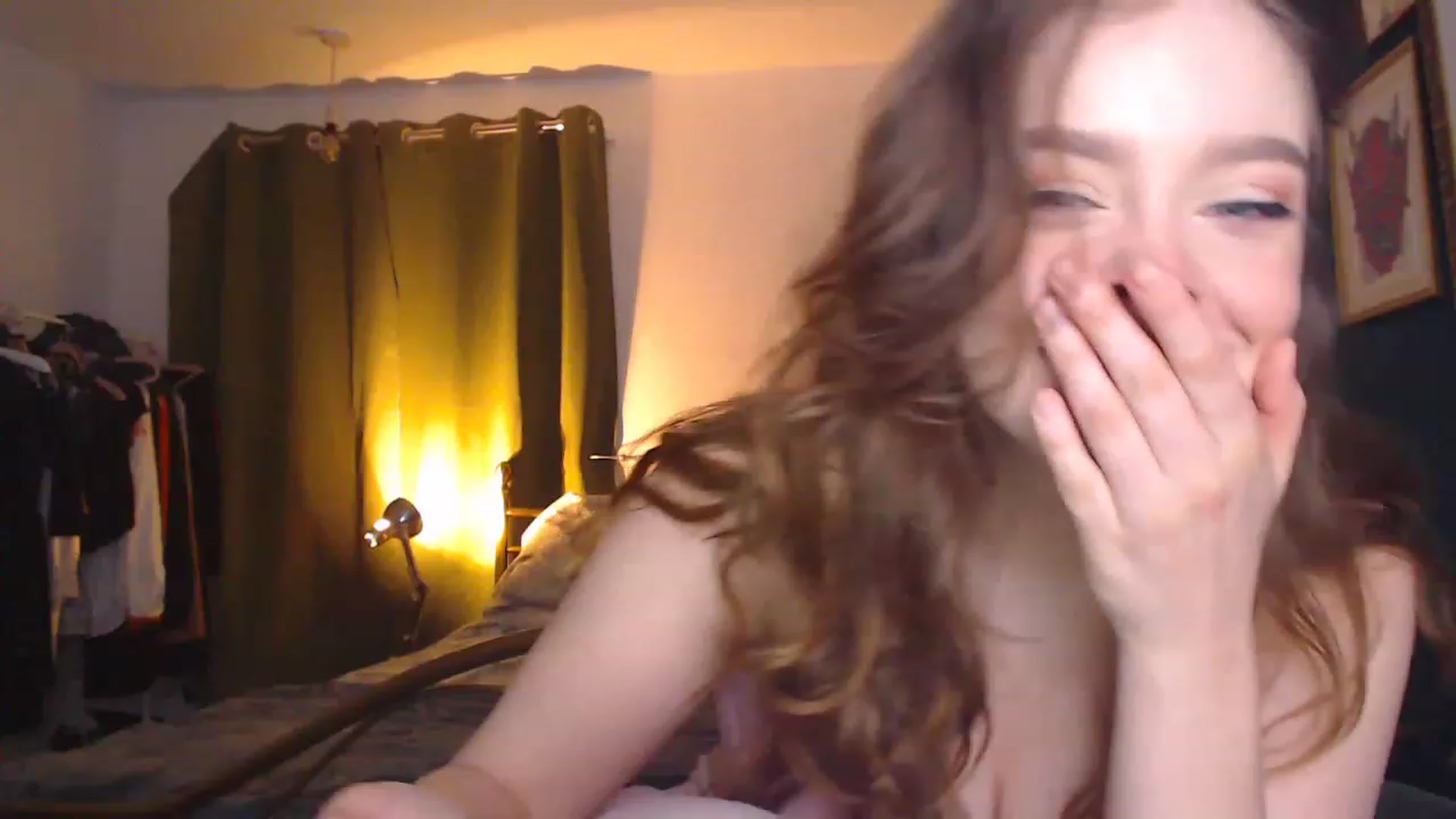 Gallery image thumbnail from KittyCash3w's myfreecams stream on, 12/28/2022, 20:48 image 6 of 20