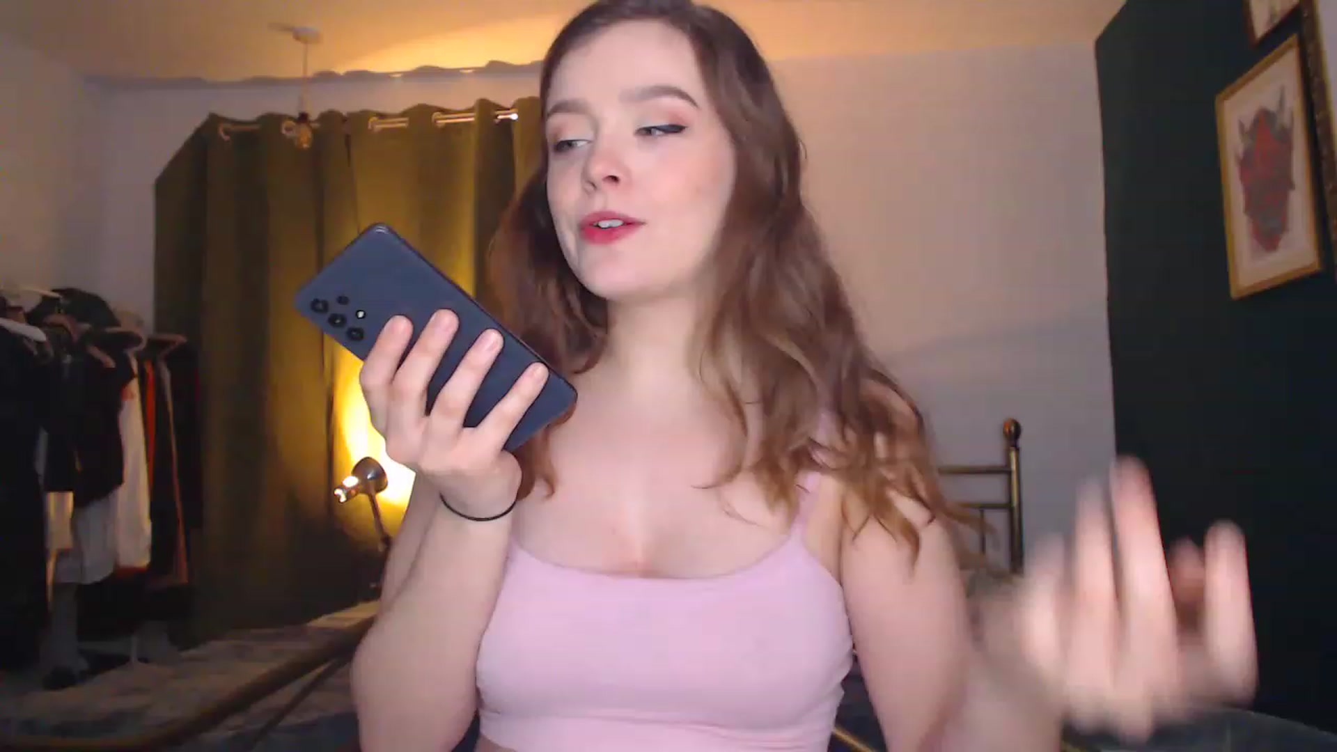 Gallery image thumbnail from KittyCash3w's myfreecams stream on, 12/28/2022, 20:48 image 3 of 20
