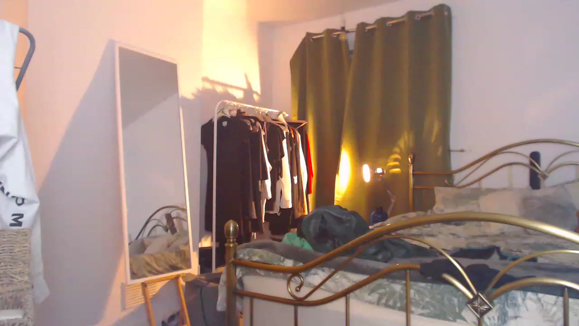 Gallery image thumbnail from KittyCash3w's myfreecams stream on, 12/31/2022, 19:26 image 6 of 20